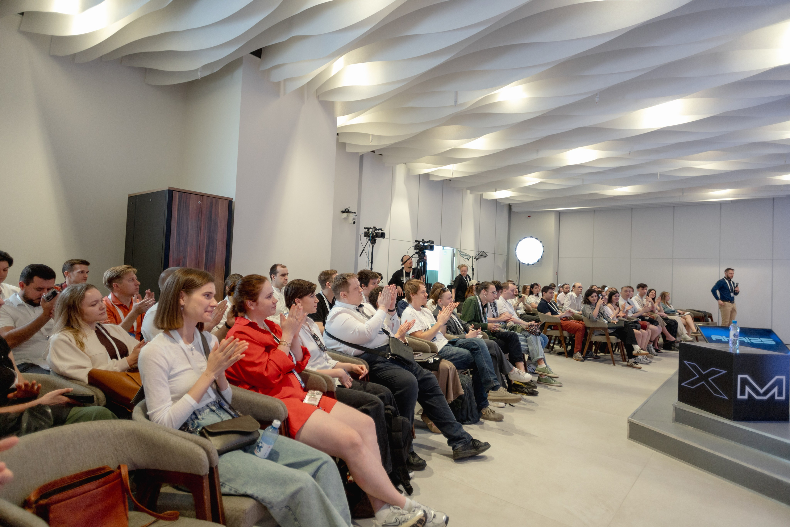 Aha! — 29–30 мая 2025. Фотобанк Матемаркетинг