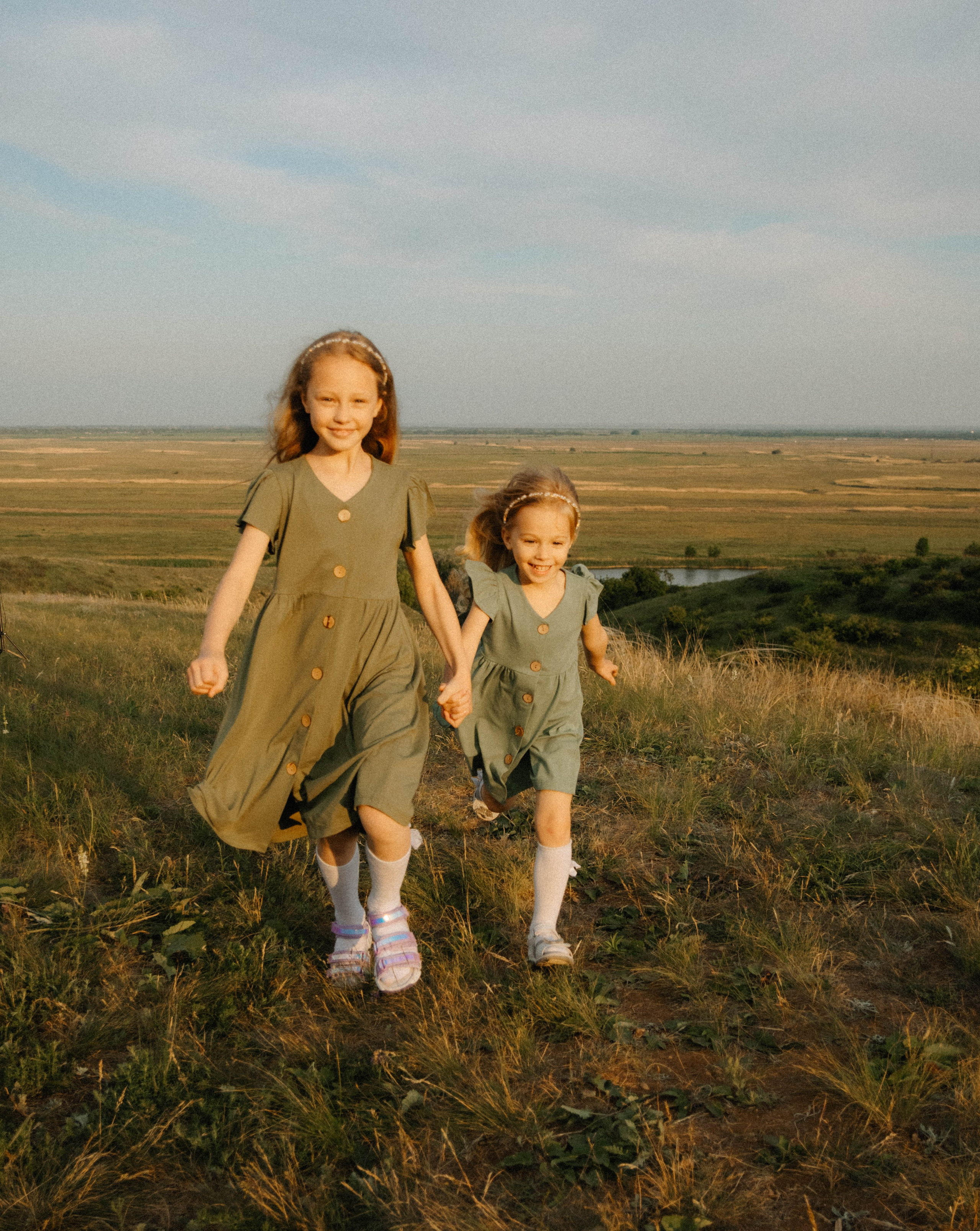 Артем, Яна, Арина и Ангелина. Фотограф Алевтина Матешук