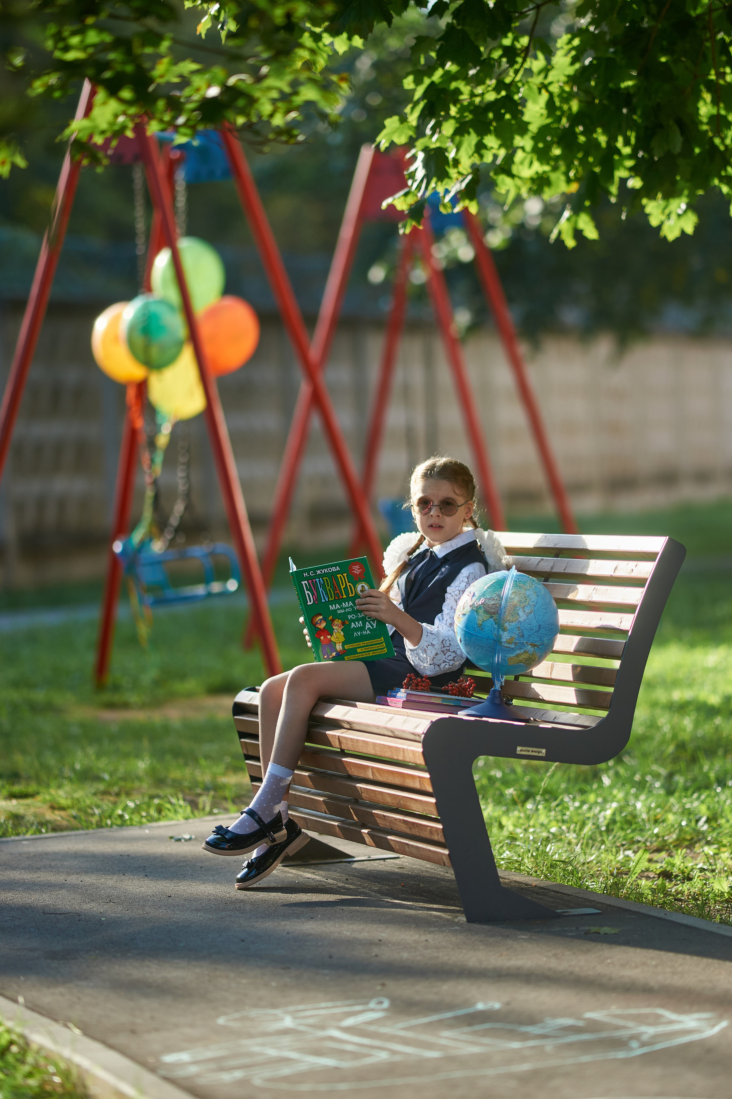 Первоклассница. Фотограф Владимир Артамонов