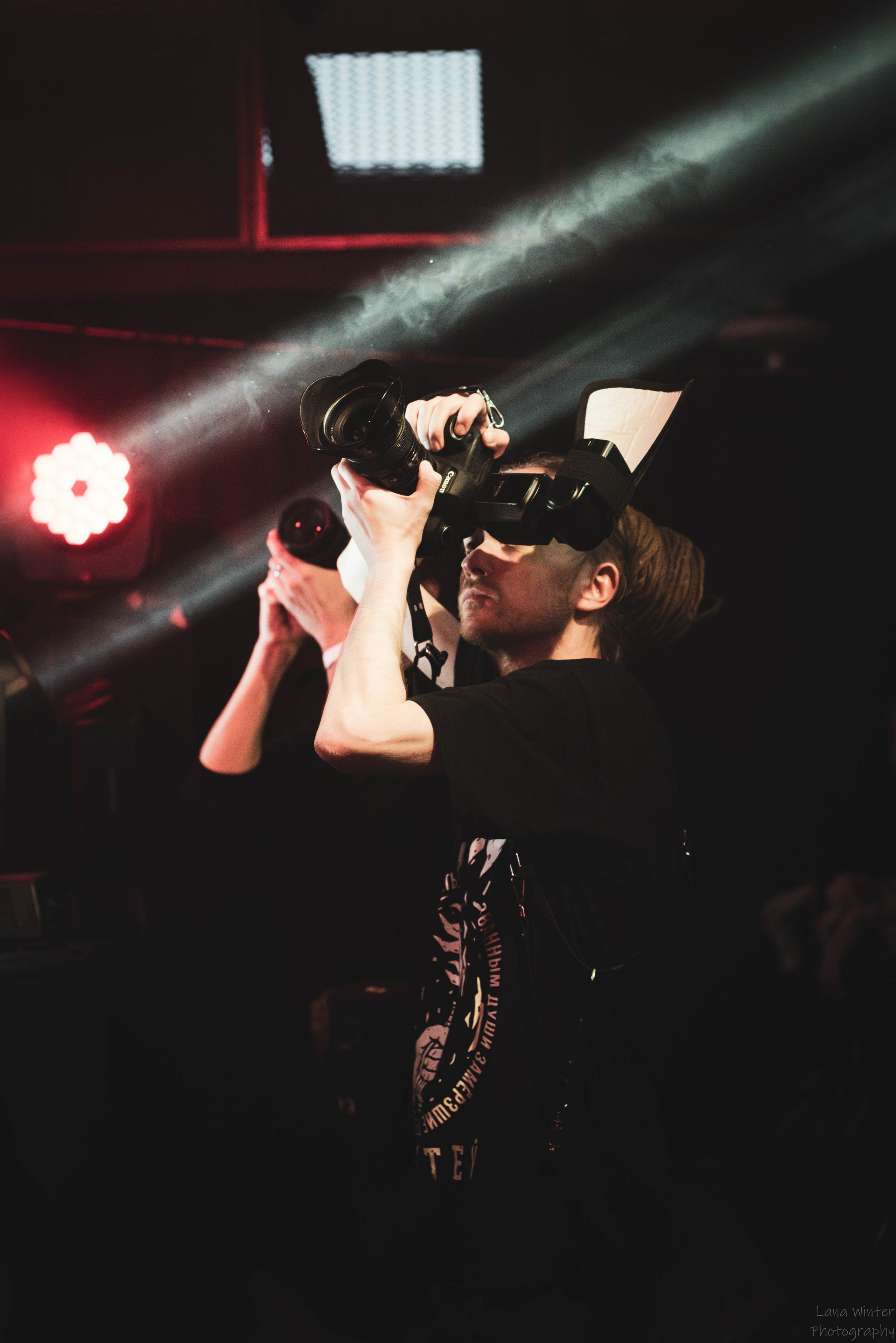 7000$ (29 июня 2025 года, Москва, клуб Урбан). Фотограф Светлана Блинова, Москва и Московская область