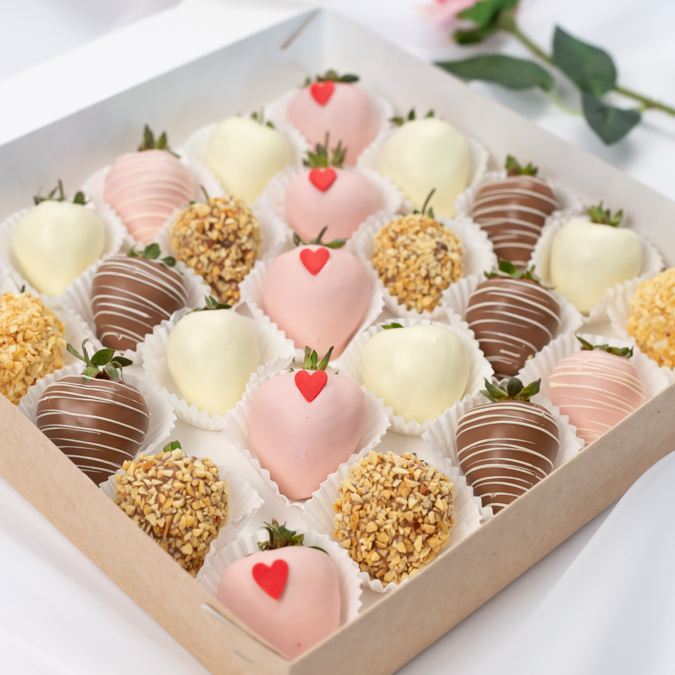 «МИ-МИ» десерты. Предметный фотограф, маркетплейсы г. Оренбург Станкевич Тамара