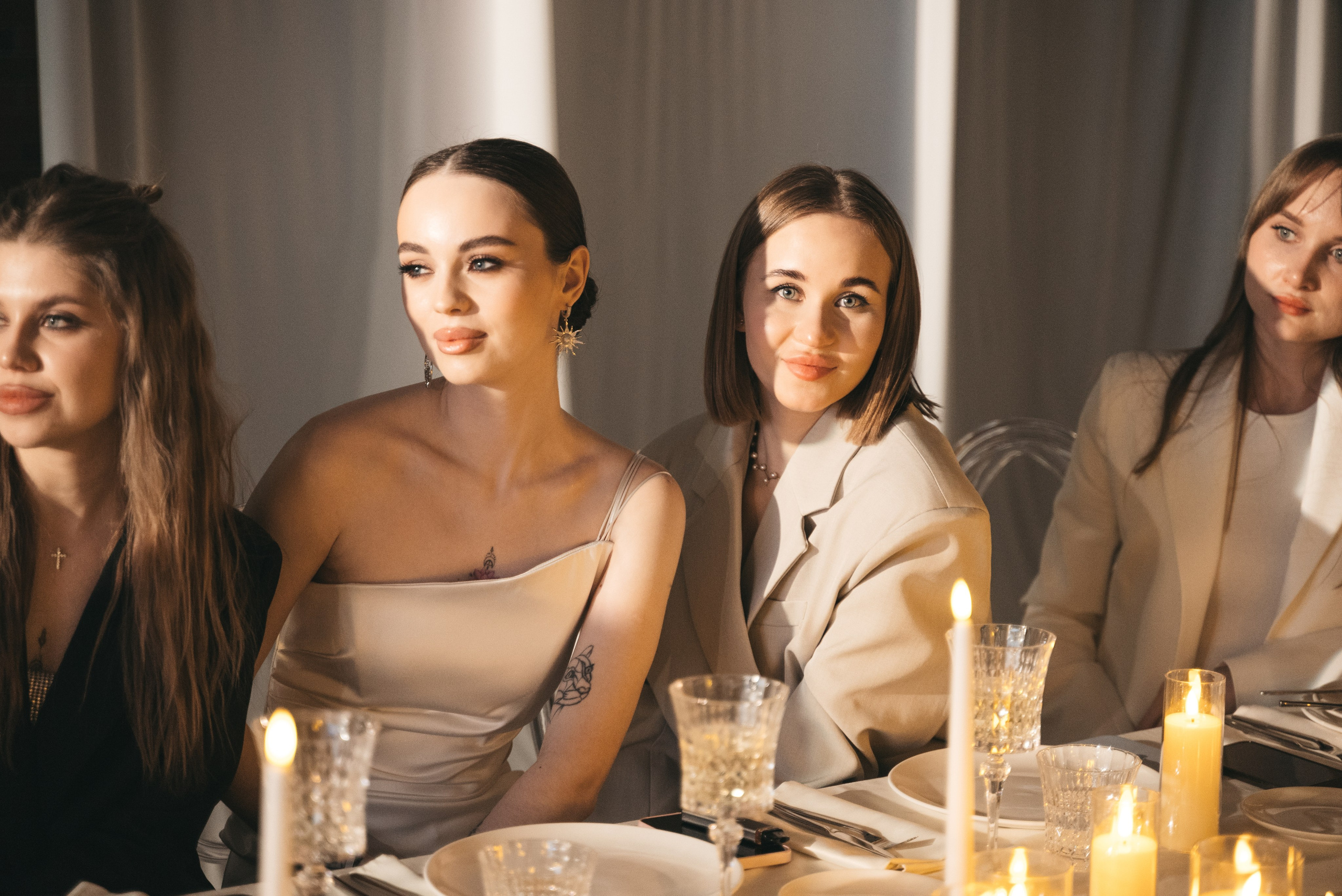 WhiteRoom Pre-wedding. Репортажный и свадебный фотограф в Сургуте