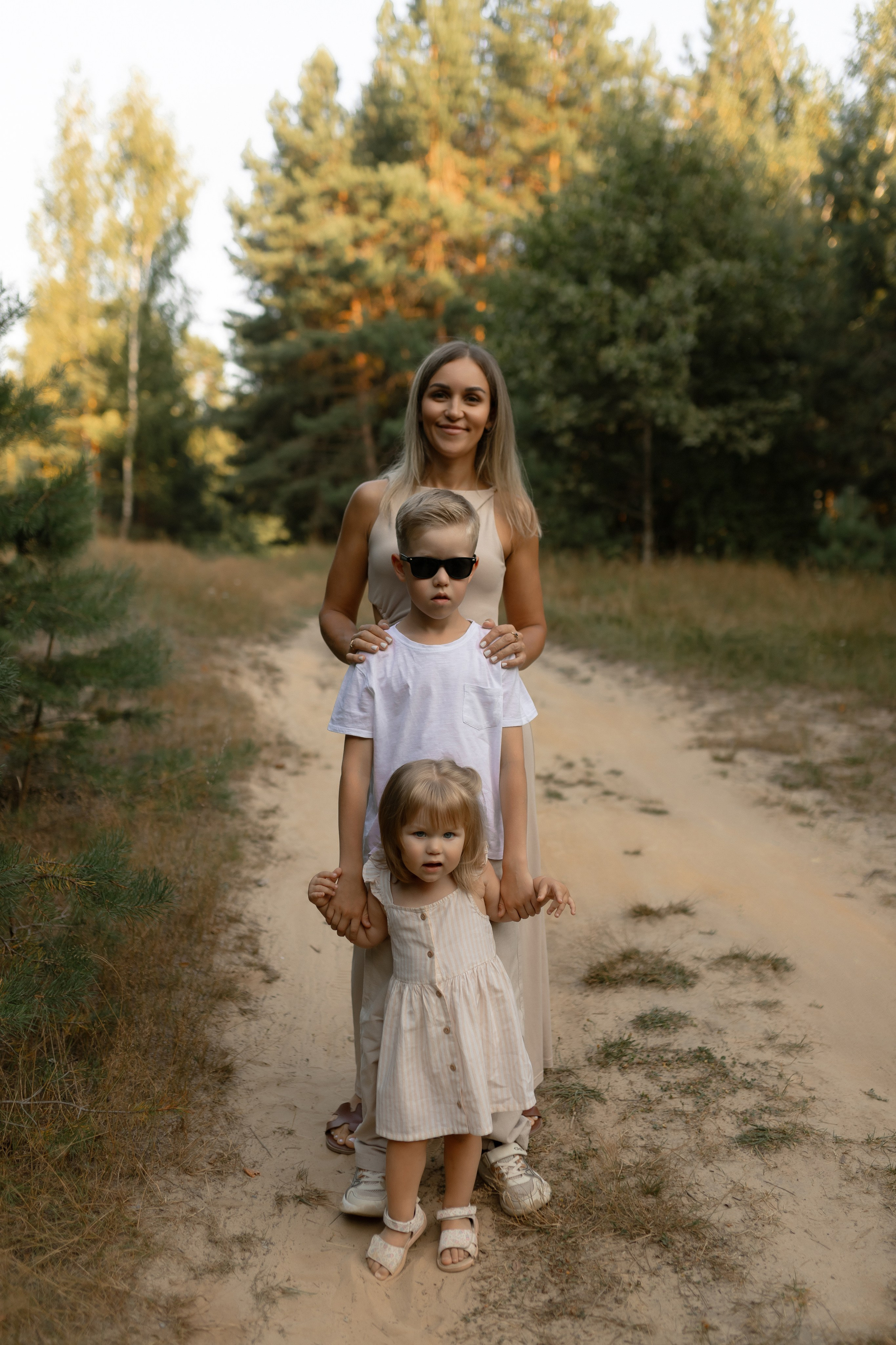 Алексей, Мария, Ваня и Варя. Фотограф Татьяна Семенова