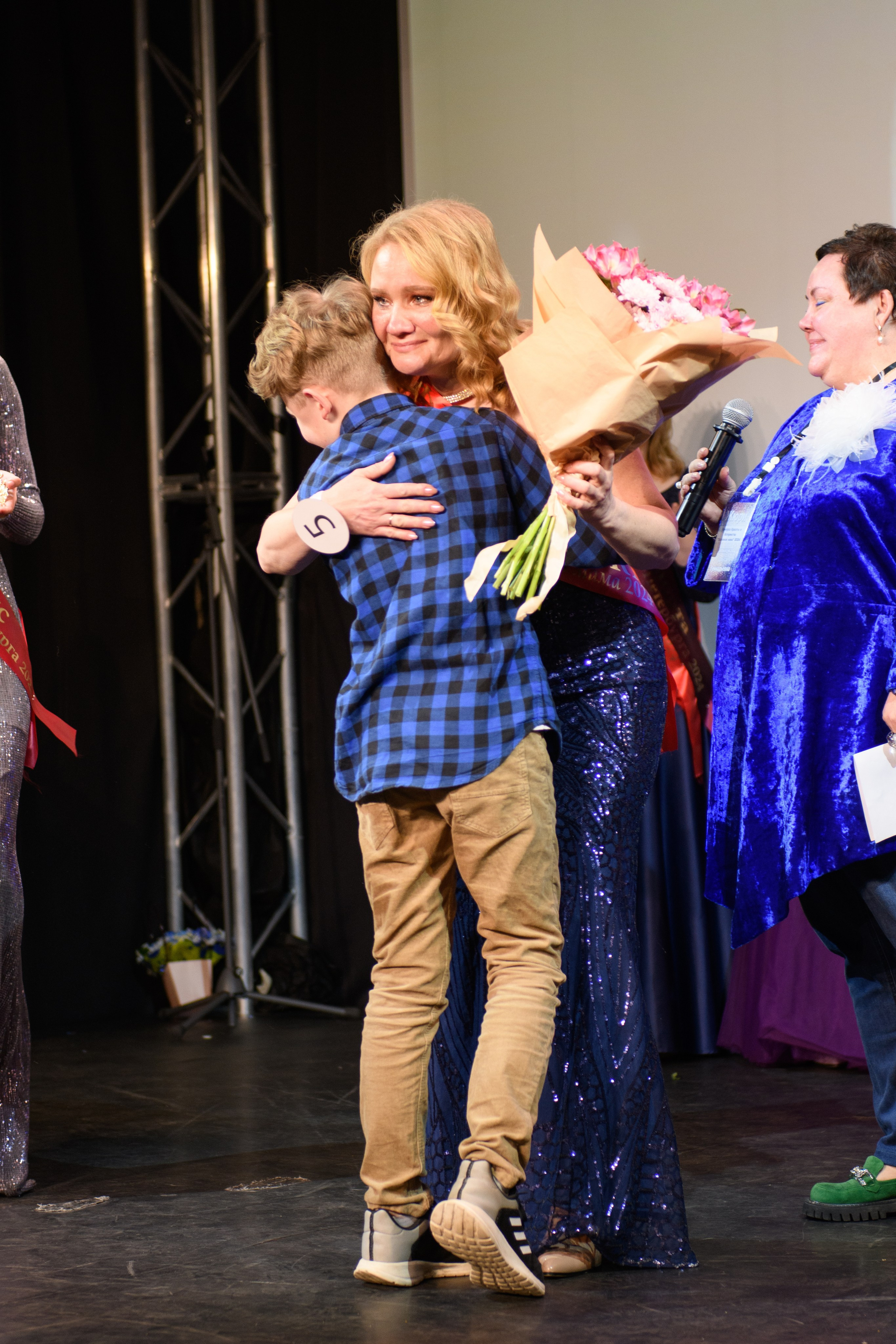 Финал конкурса красоты и материнства «Особенная мама». Организация и проведение фотосъемок в Санкт-Петербурге. Фотограф Смирягин Илья