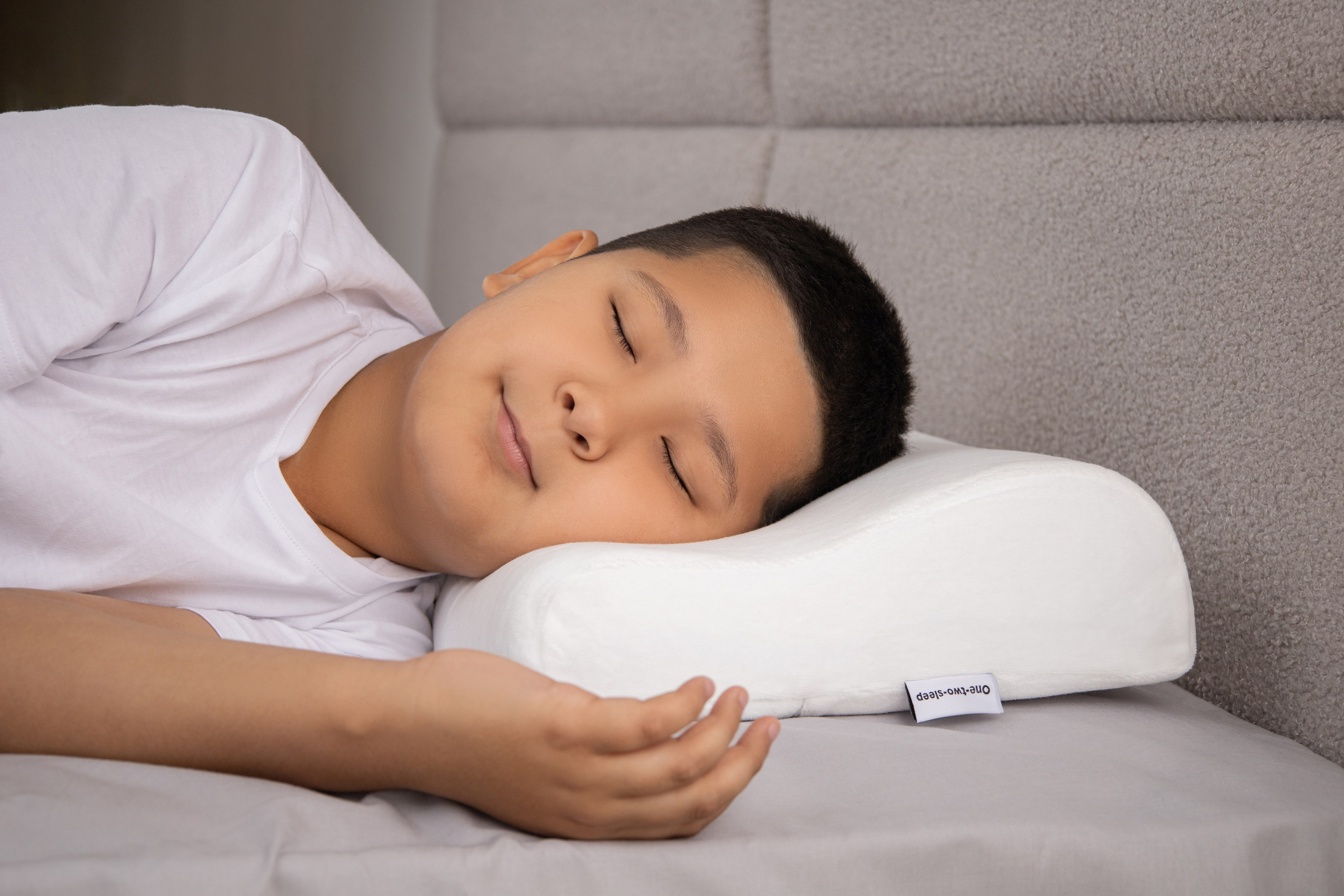 Предметная фотосъемка в интерьере Астана. Рекламный фуд фотограф и видеограф в Астане Алина Лысенко