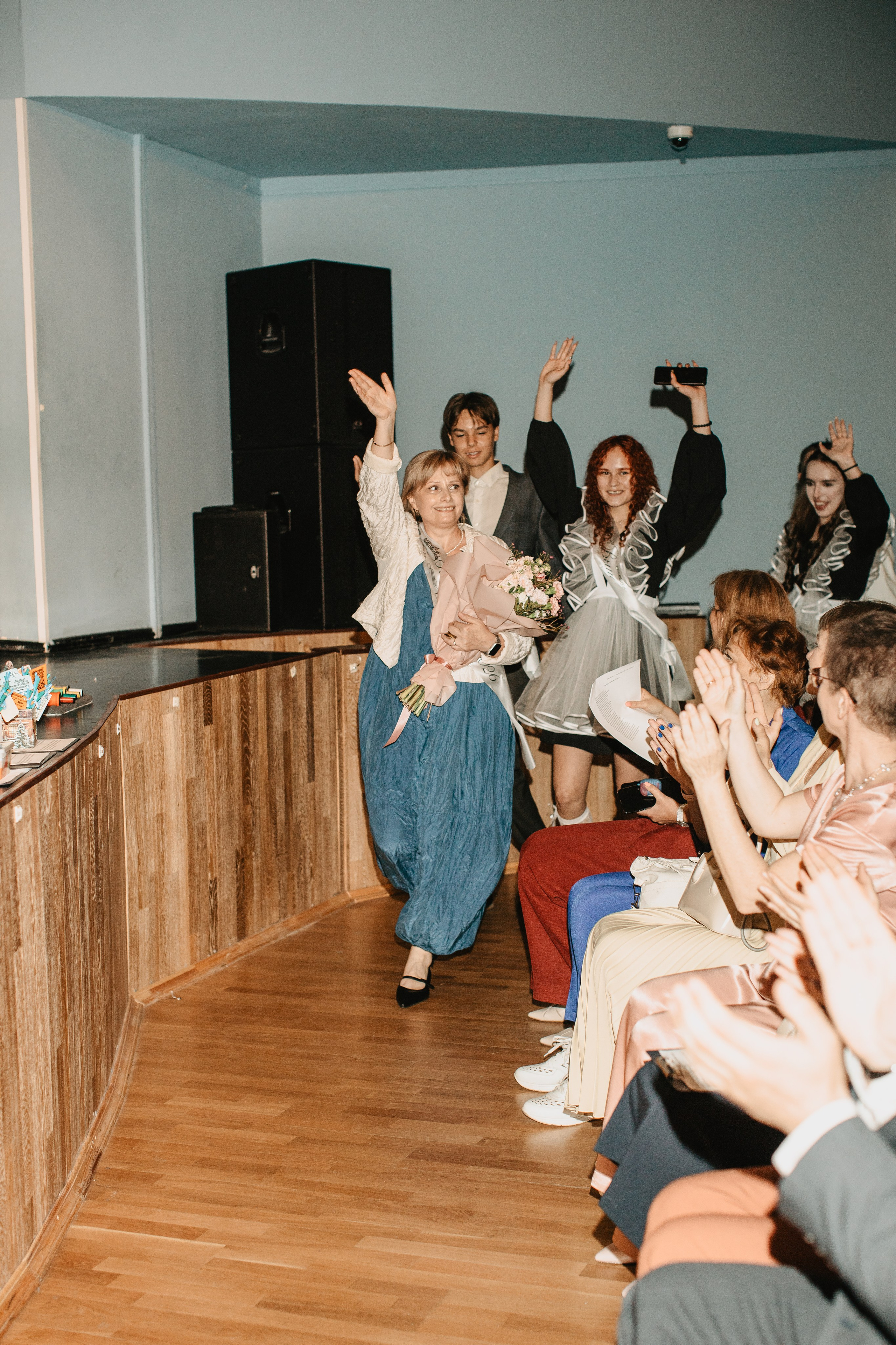 Последний звонок 9В. Новая глава жизни. Свадебный фотограф в Москве Медведева Александра