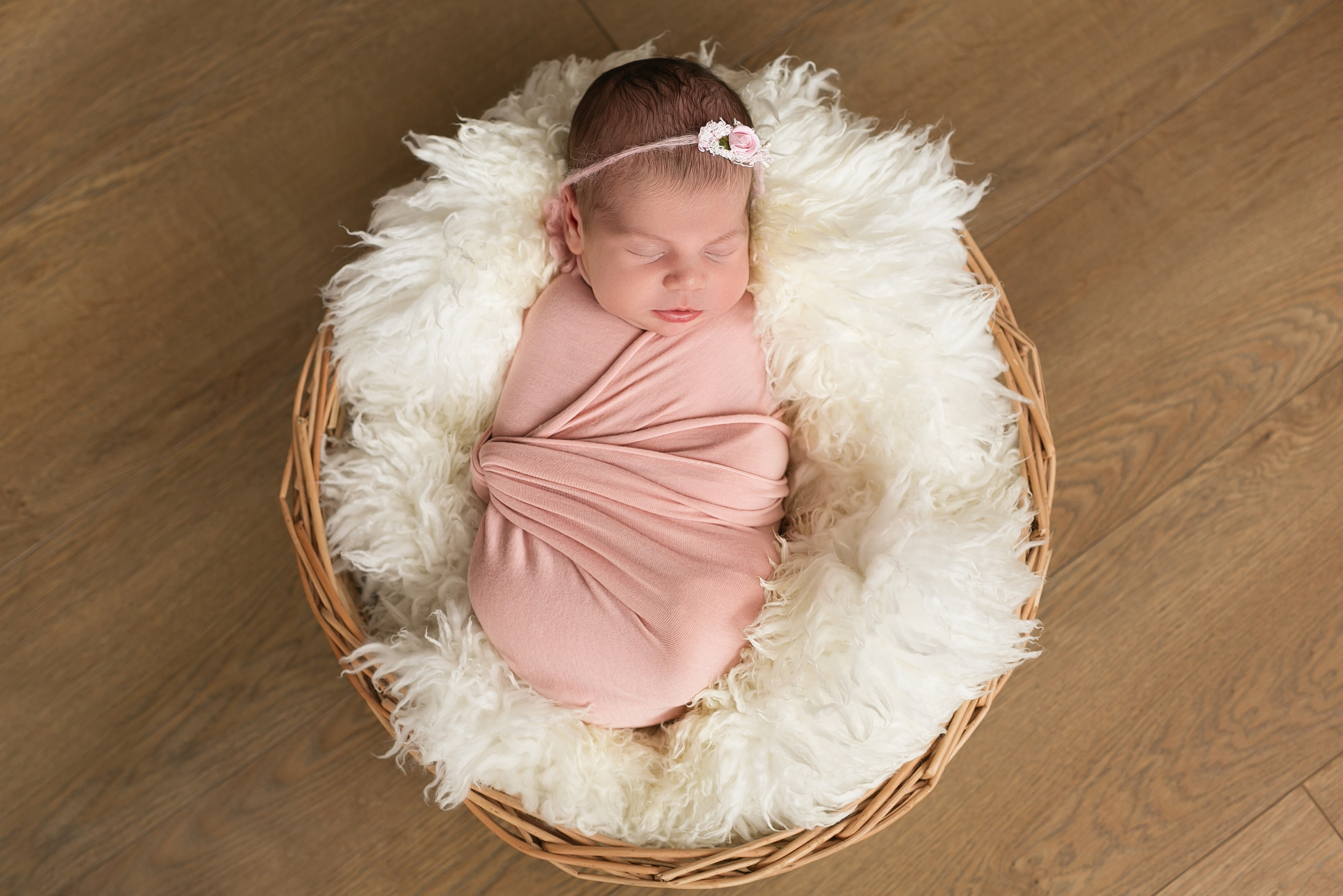 PH @blossombabyru. Retoucher Aleksmokh