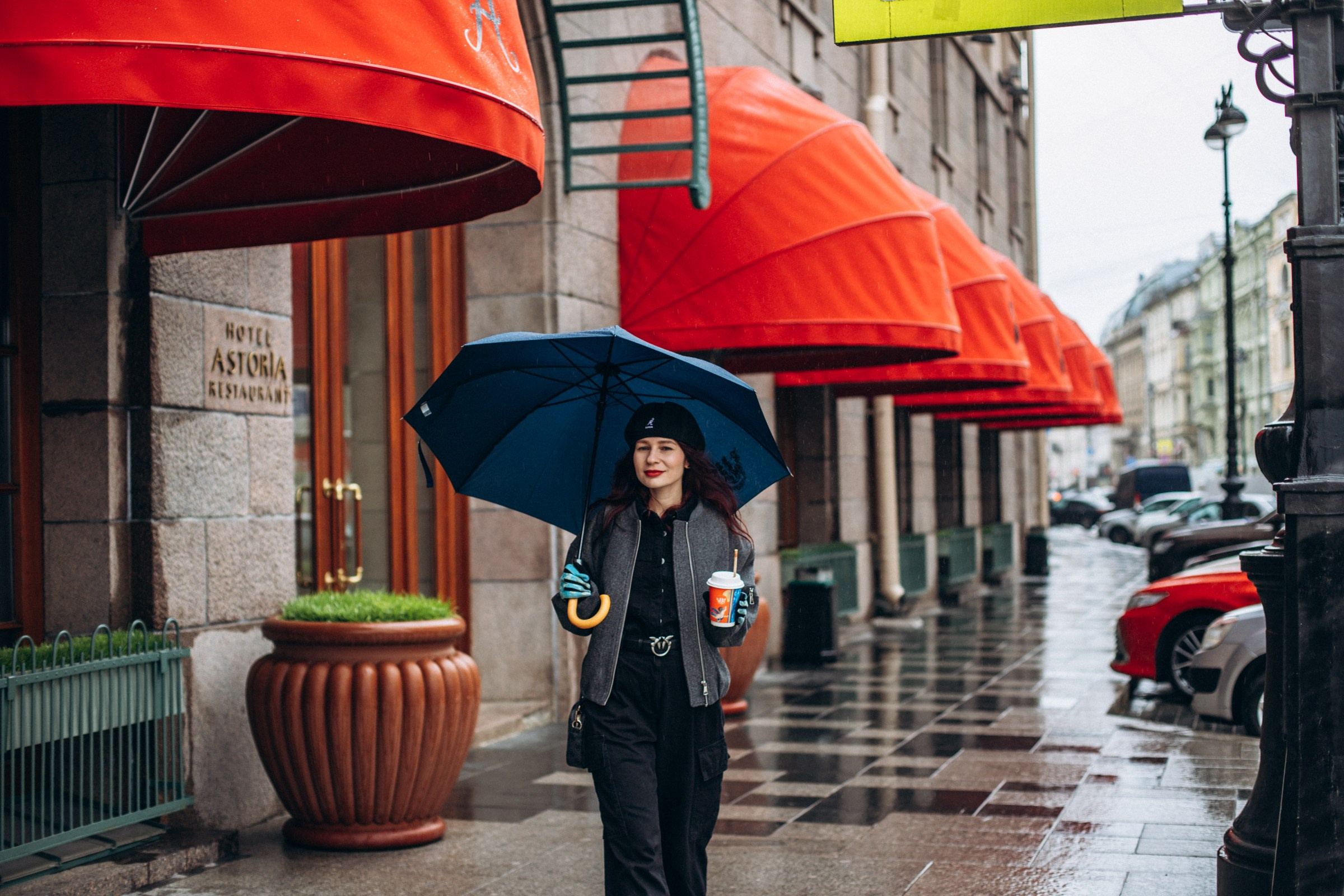 Людмила в мае. Фотопрогулка в Петербурге. Индивидуальный и семейный фотограф в Санкт-Петербурге
