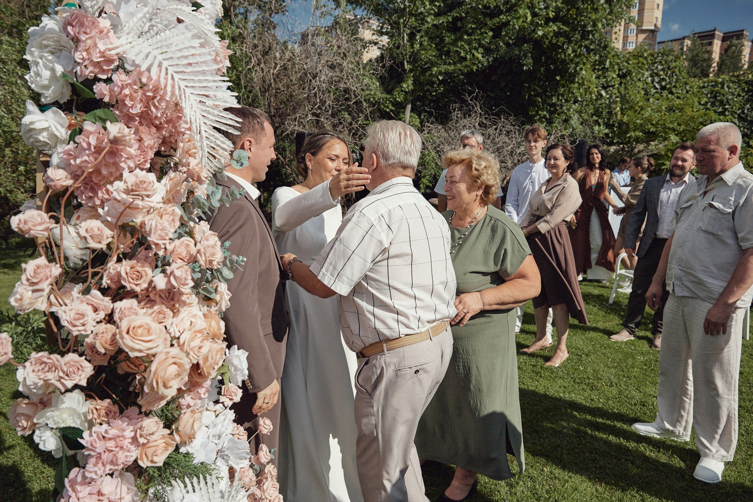 Счастье здесь. Свадебный фотограф Антон Артюшин. Работаю в Нижнем Новгороде и Москве