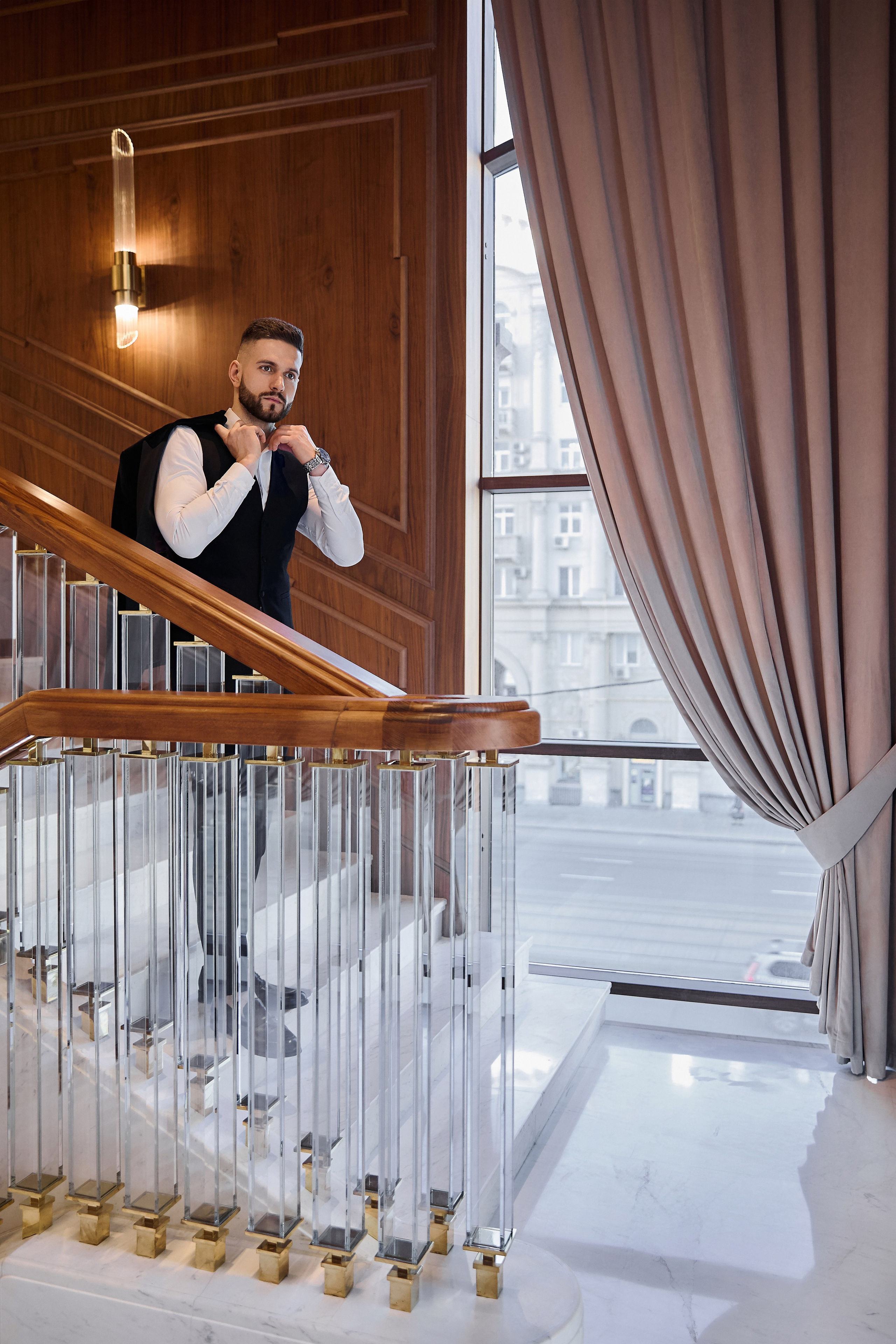 Виктория и Денис. Сборы в отеле «Marriott Imperial Plaza». Свадебный фотограф в Москве и Подмосковье