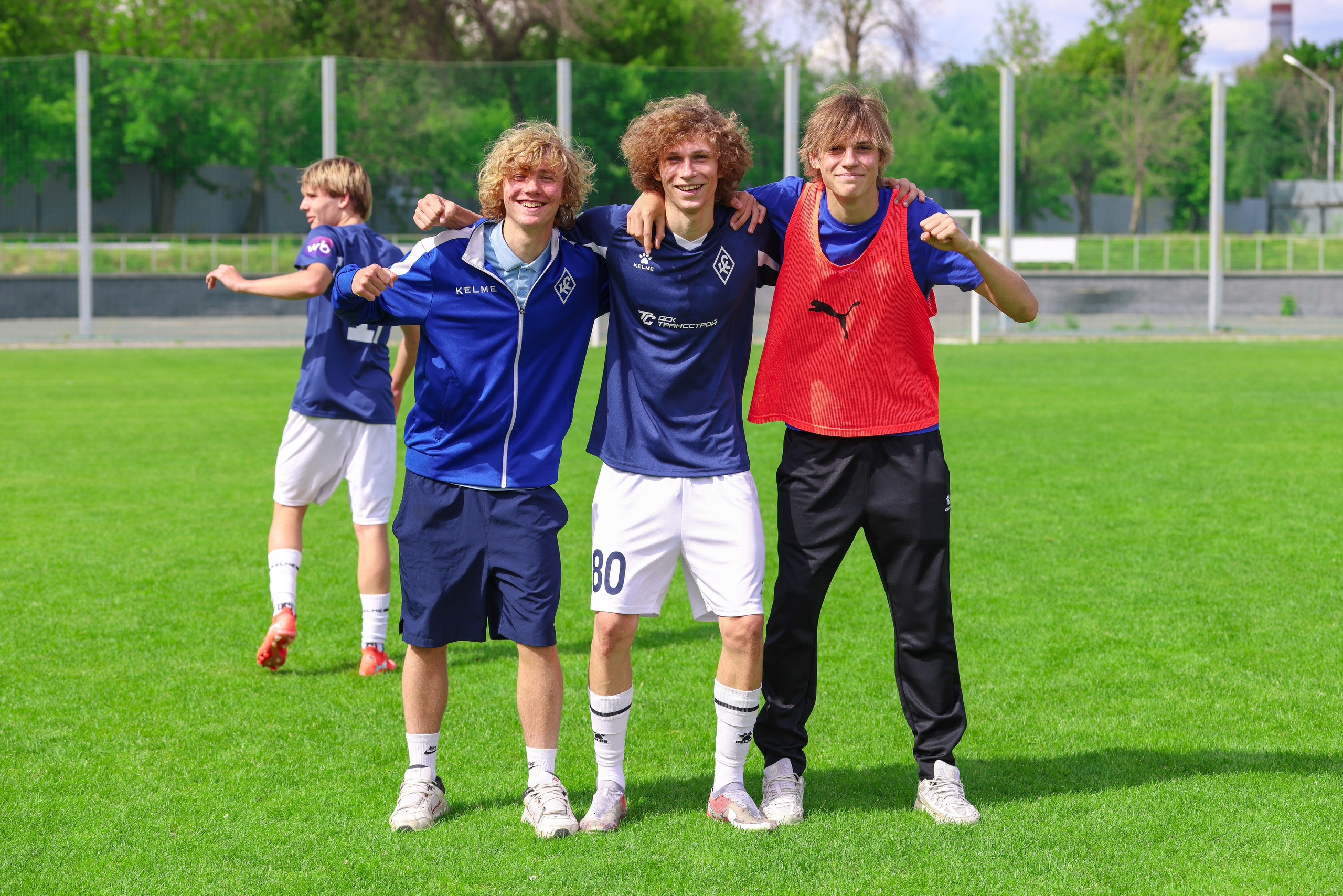 Юношеская футбольная лига Поволжье U-16. Крылья Советов — Волга