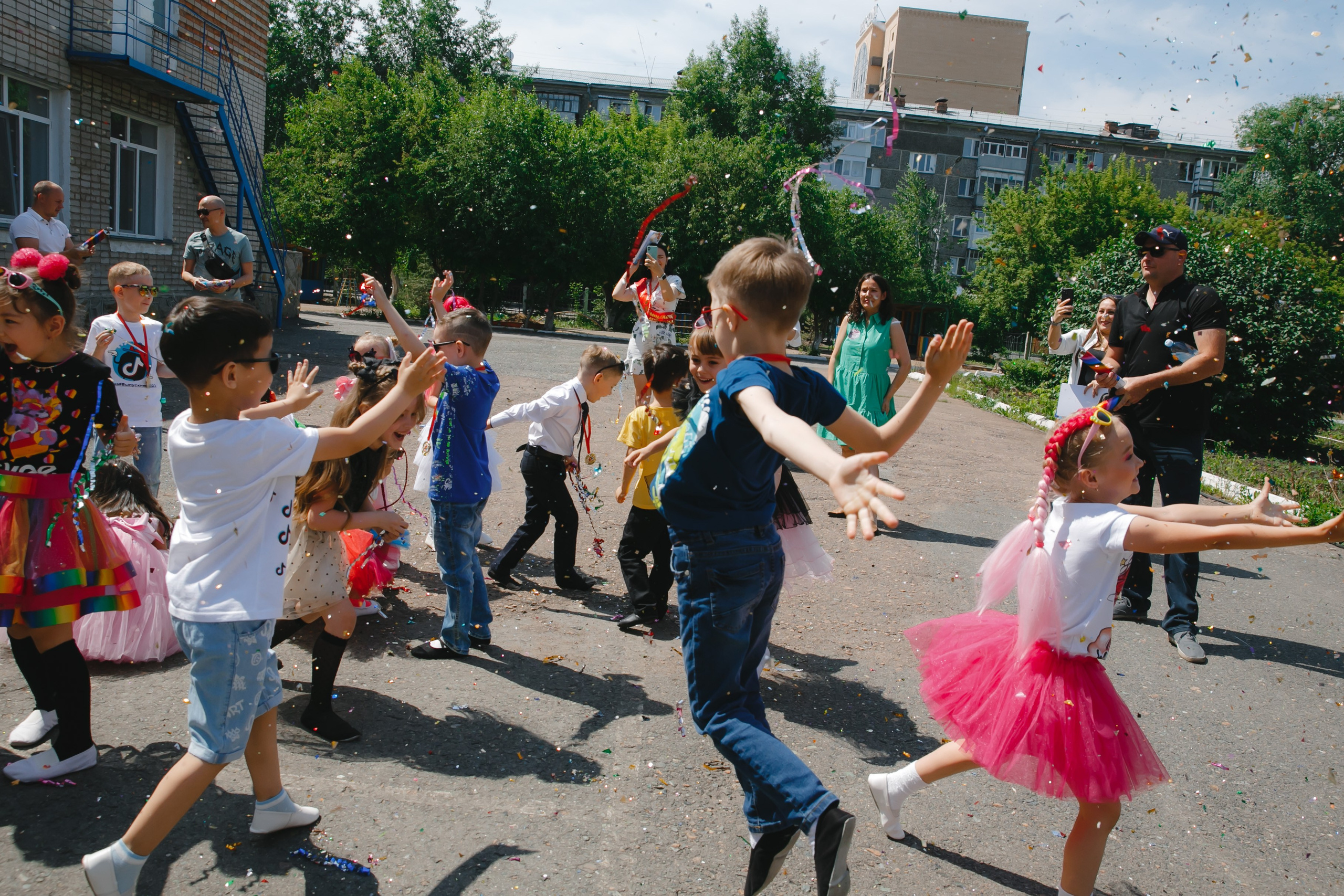 Школьный фотограф в Петропавловске, Фотограф Петропавловск. Свадебный и Семейный фотограф в Петрпавловске