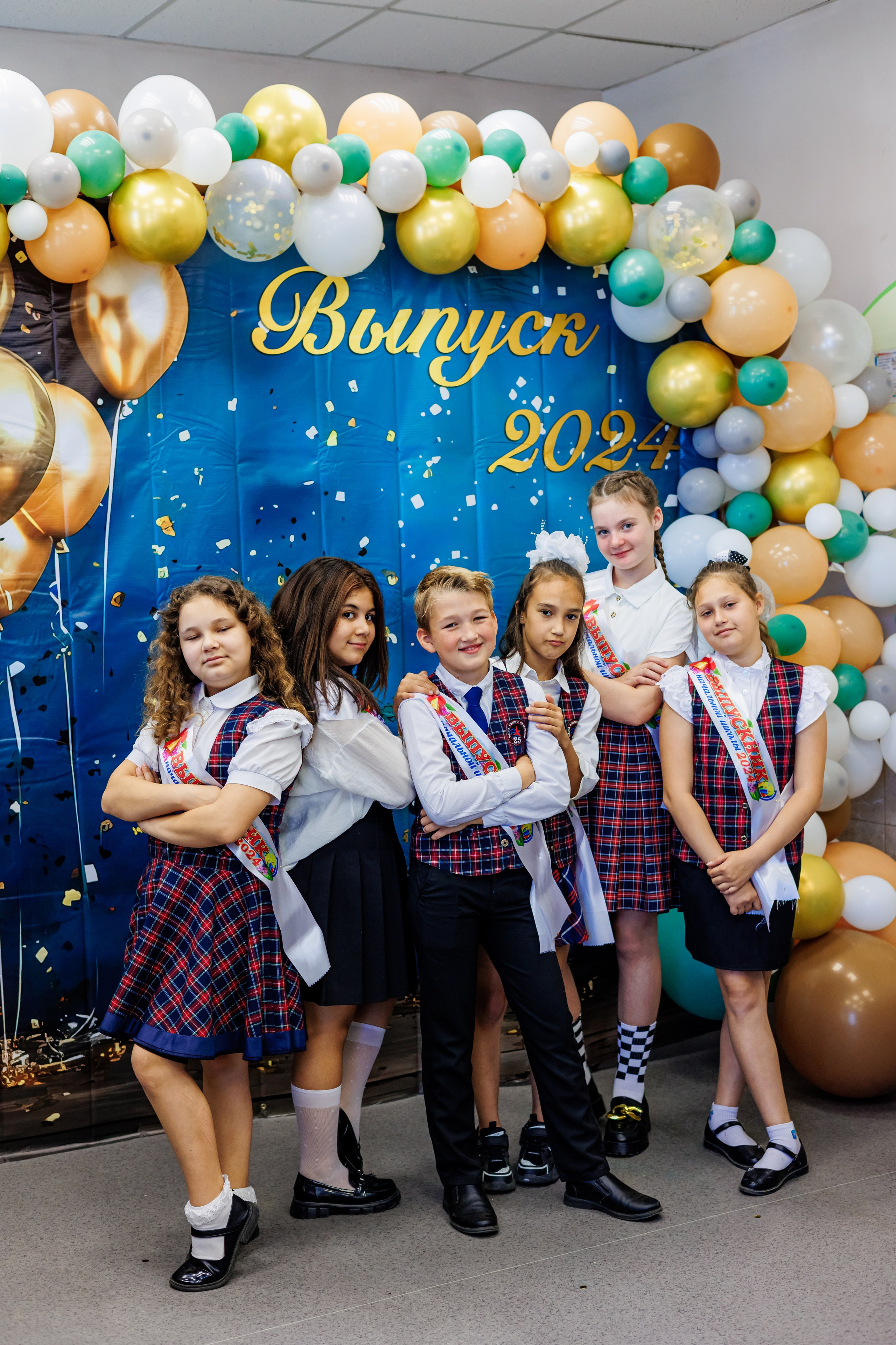 Выпуск 4а 25школа'24 год. Свадебный и семейный фотограф в Армавире