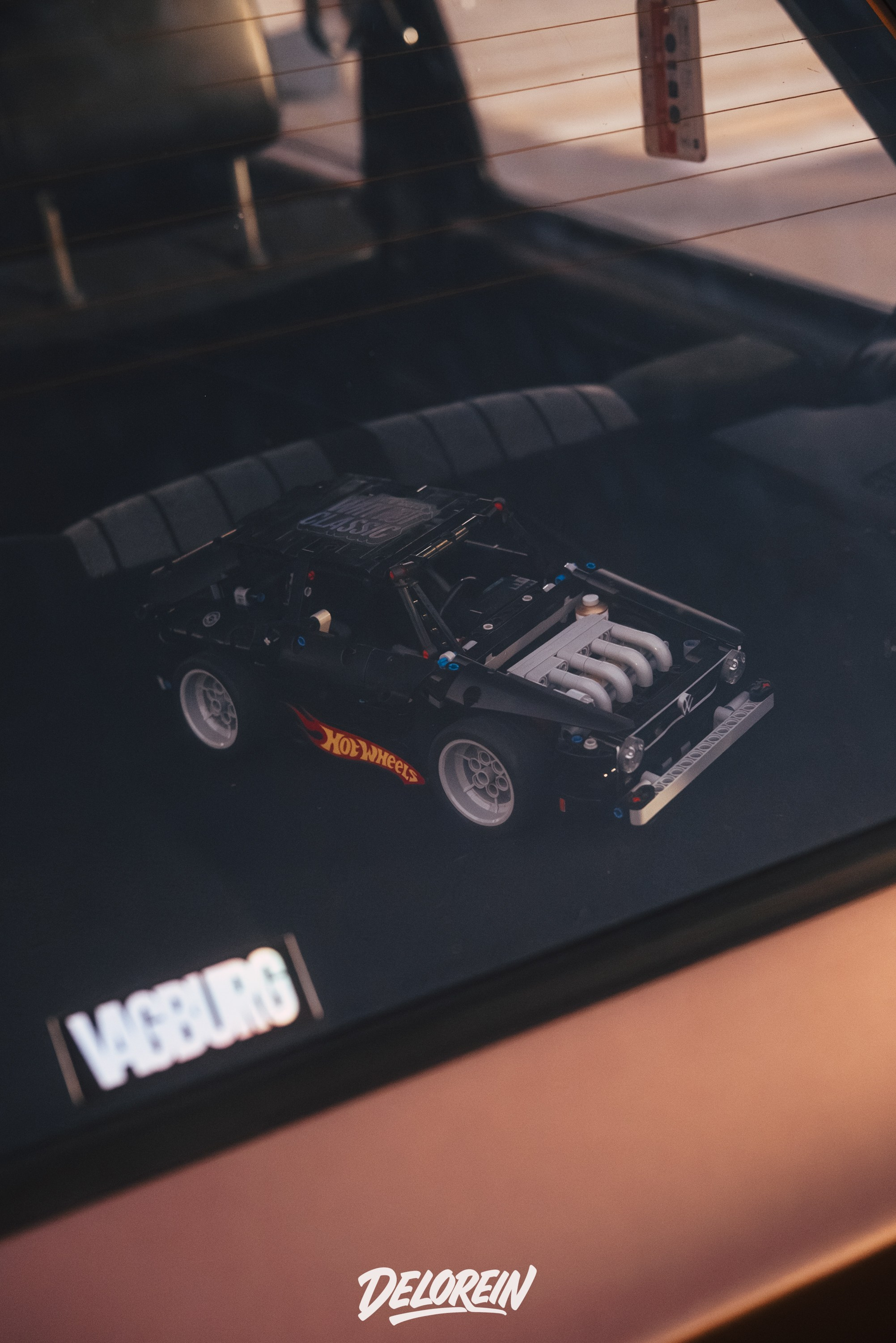 Downfly 30 июля 2025. DeLorein