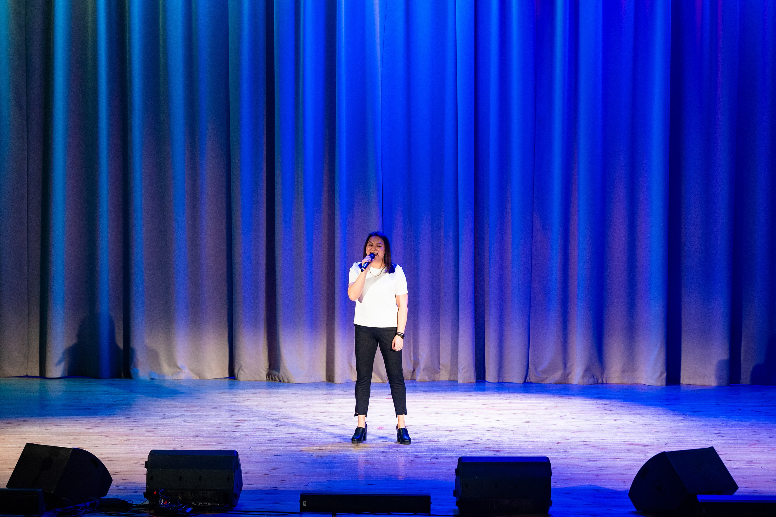 Концерт ДК Буривестник. Фотограф Никита Комаров