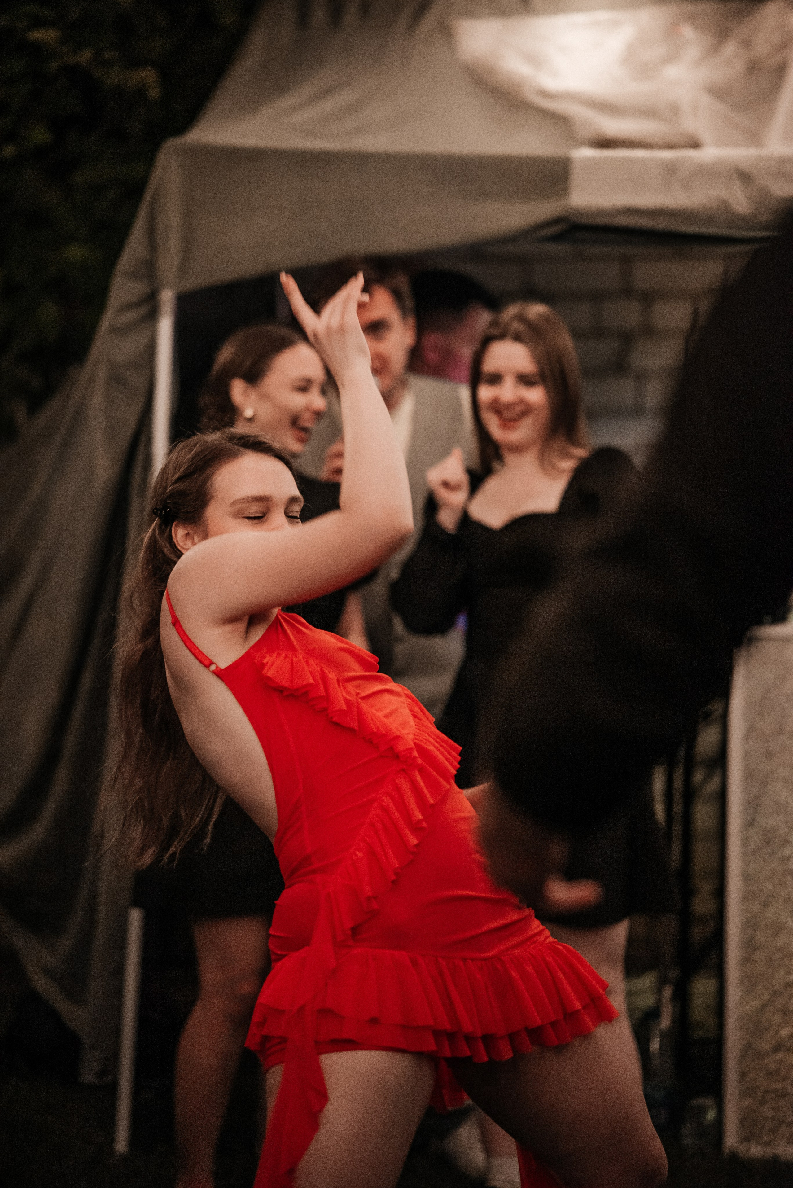 «Свадьба Даши и Артема». Школьный фотограф в Валуйках. Фотосессии для выпускников и изготовление выпускных альбомов в городе Валуйки и в Белгородской области