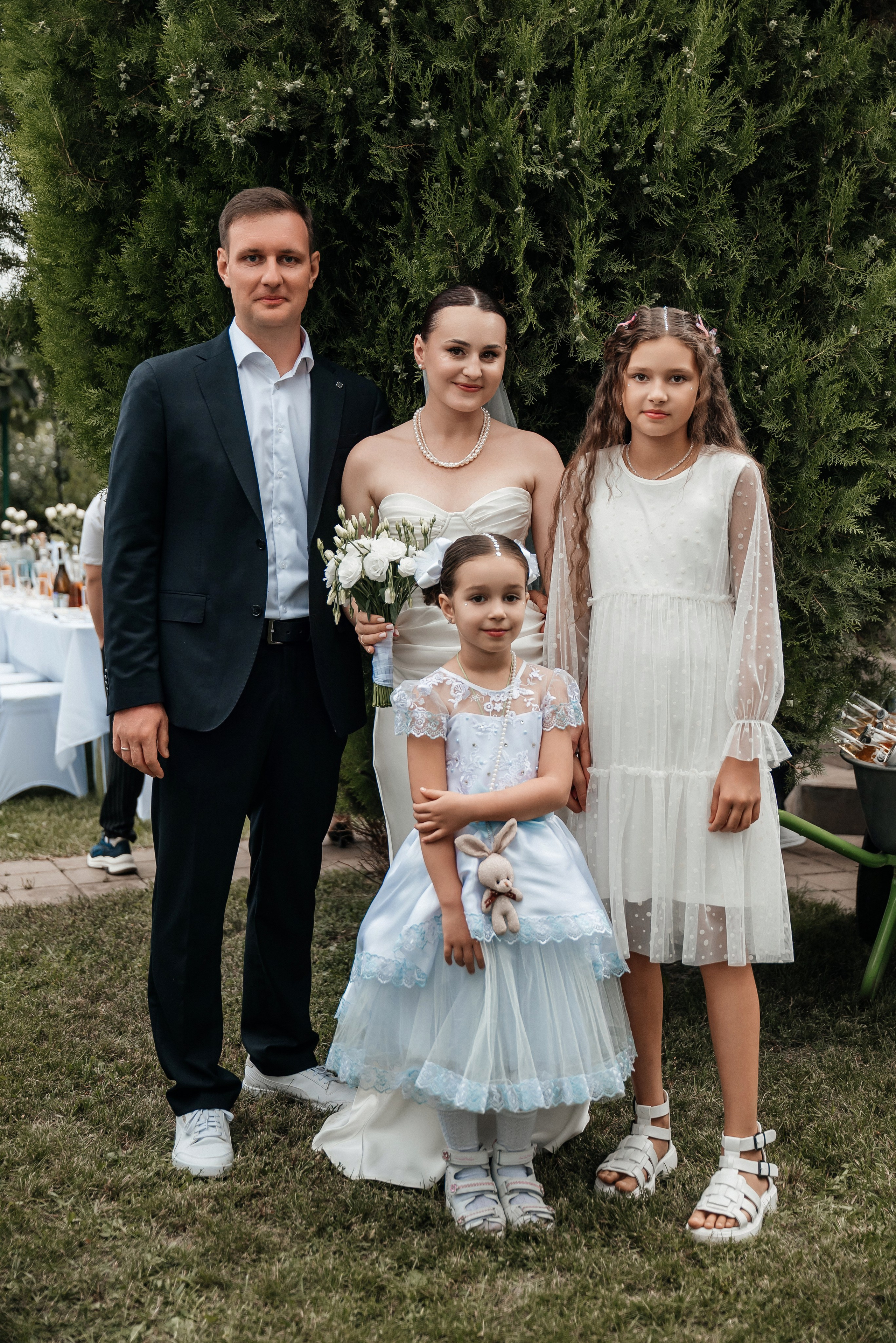 «Свадьба Даши и Артема». Школьный фотограф в Валуйках. Фотосессии для выпускников и изготовление выпускных альбомов в городе Валуйки и в Белгородской области