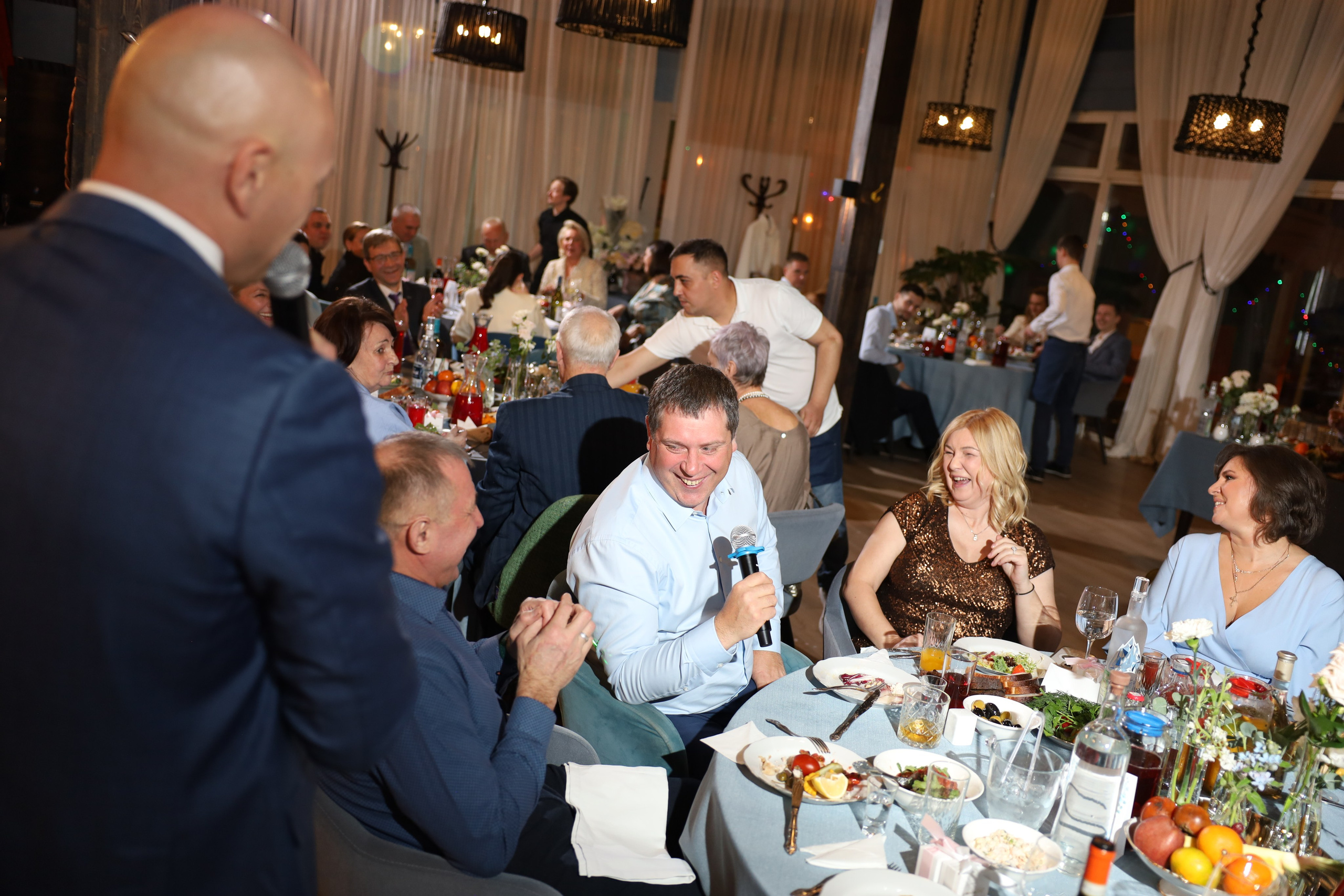 𝒜𝓇𝓉𝑒𝓂 & 𝐿𝓎𝓊𝓈𝓎𝒶 (𝓇𝑒𝓈𝓉𝒶𝓊𝓇𝒶𝓃𝓉). 𝑀𝑜𝓈𝒸𝑜𝓌. Свадебный фотограф в Санкт-Петербурге