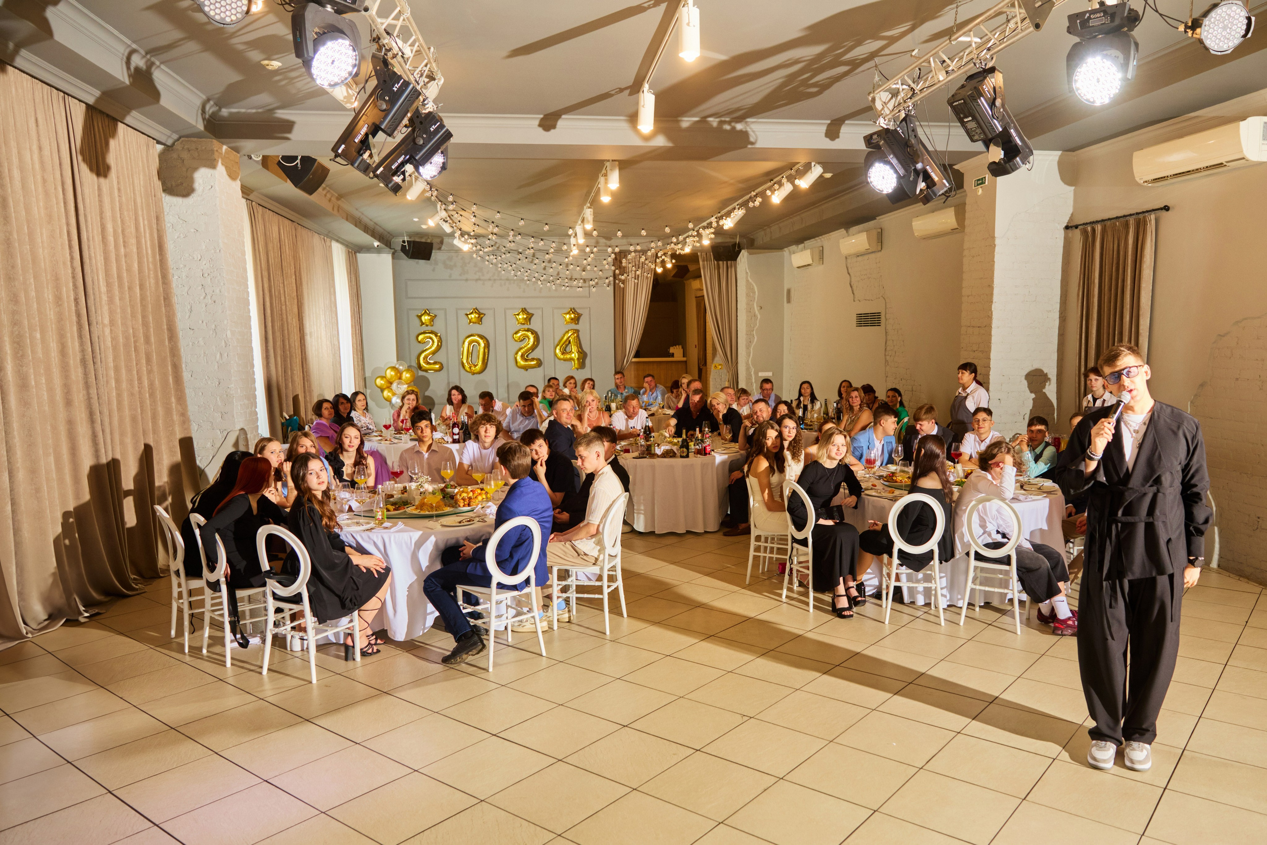 Выпускной в ресторане