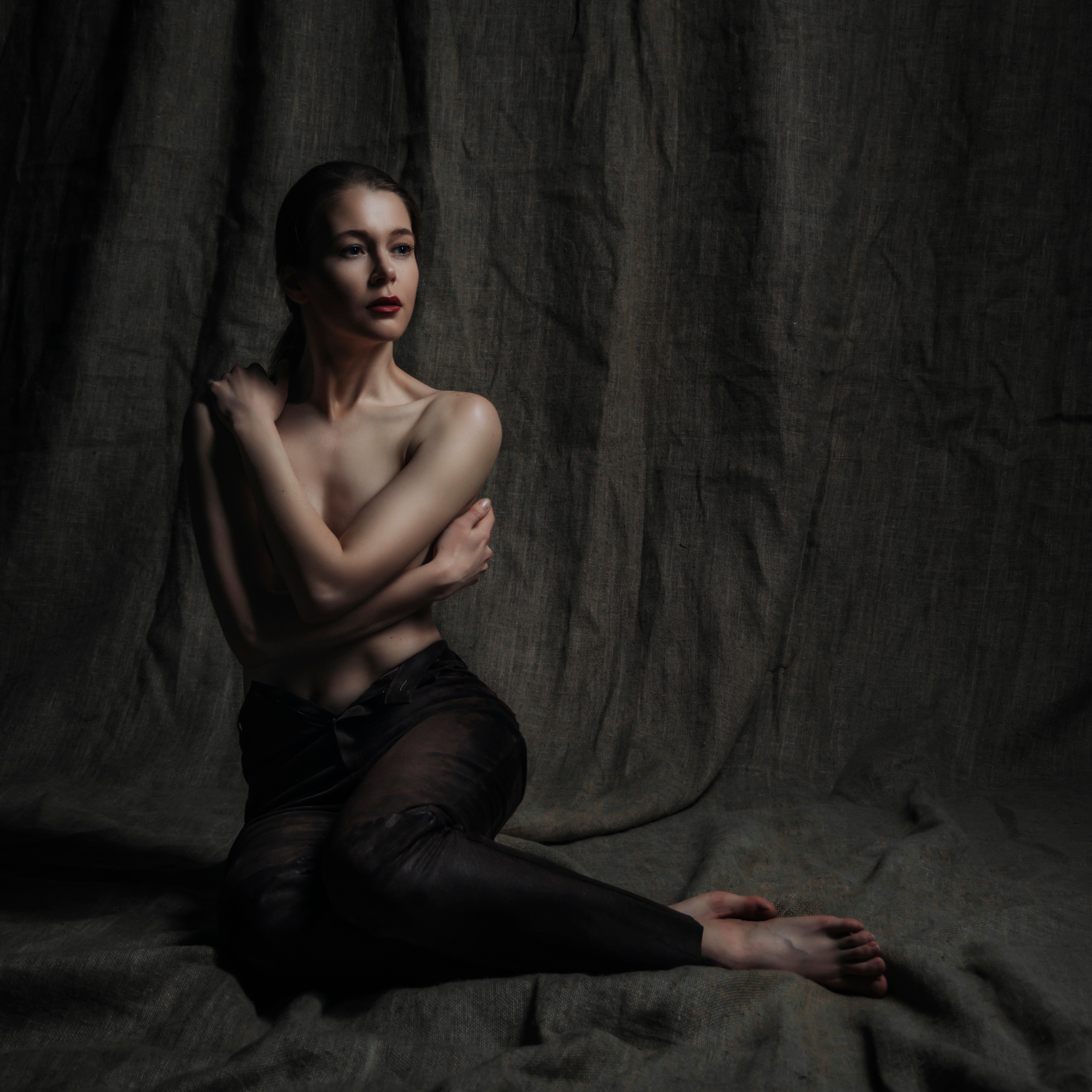 Femininity. Svetlana Lapina, portrait photographer, San Francisco