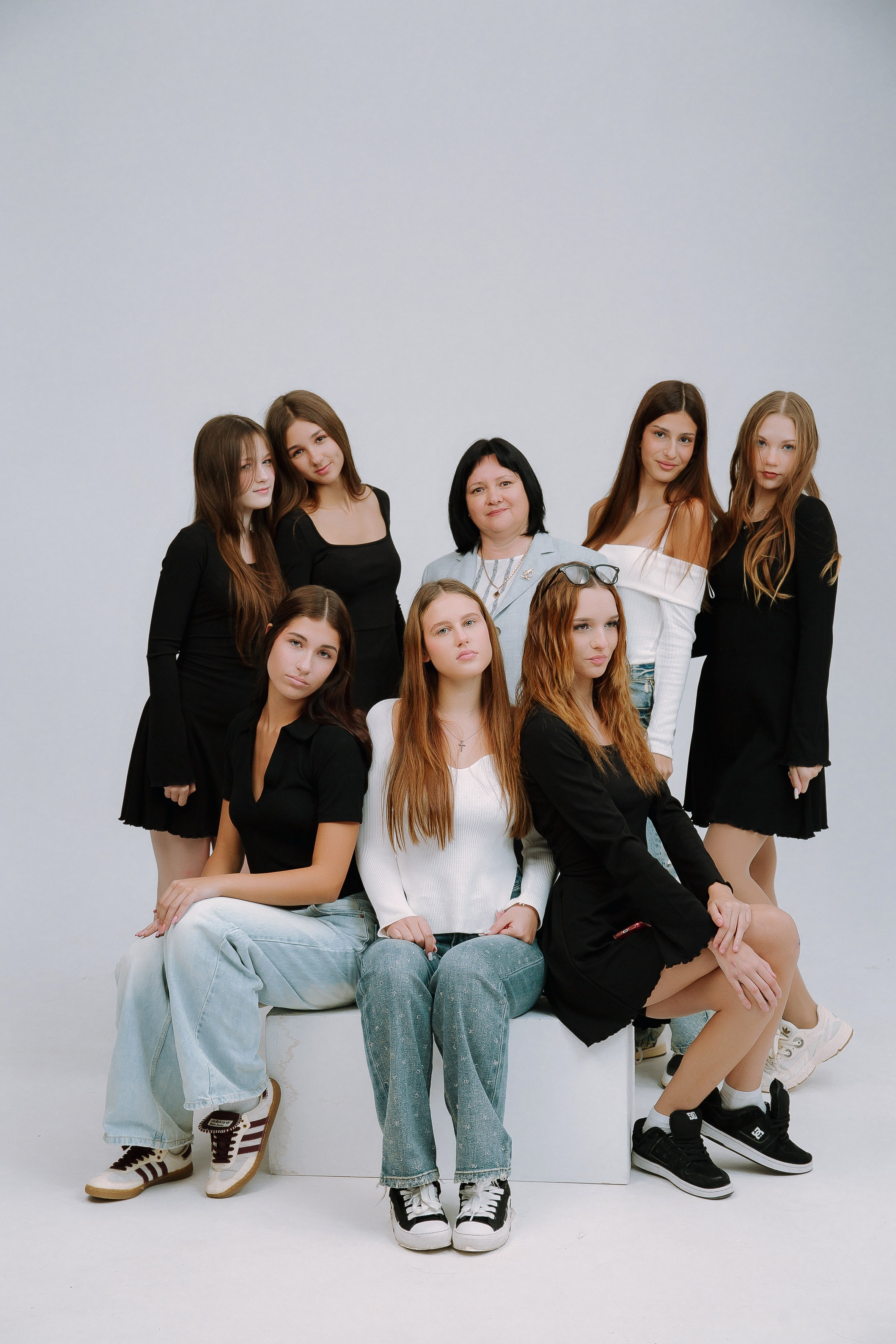 Фото студия- старшая школа. Выпускные альбомы Натальи Бутко: Новороссийск, Анапа, Геленджик