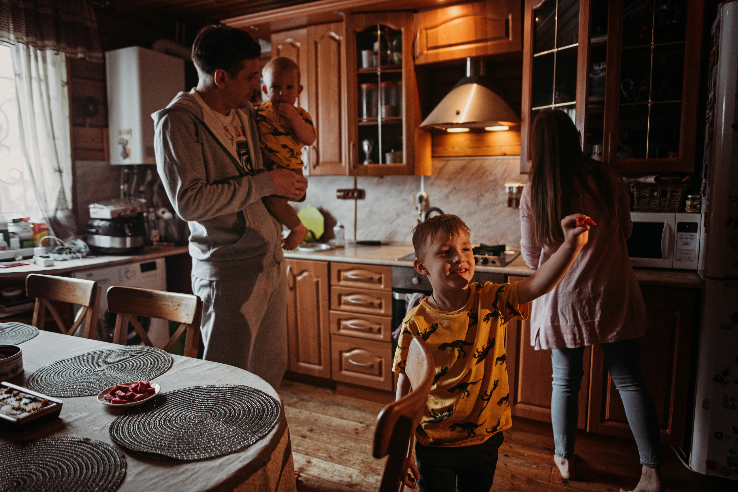 Счастье в большом доме. Детский и семейный фотограф выпускной альбом Приморско-Ахтарск