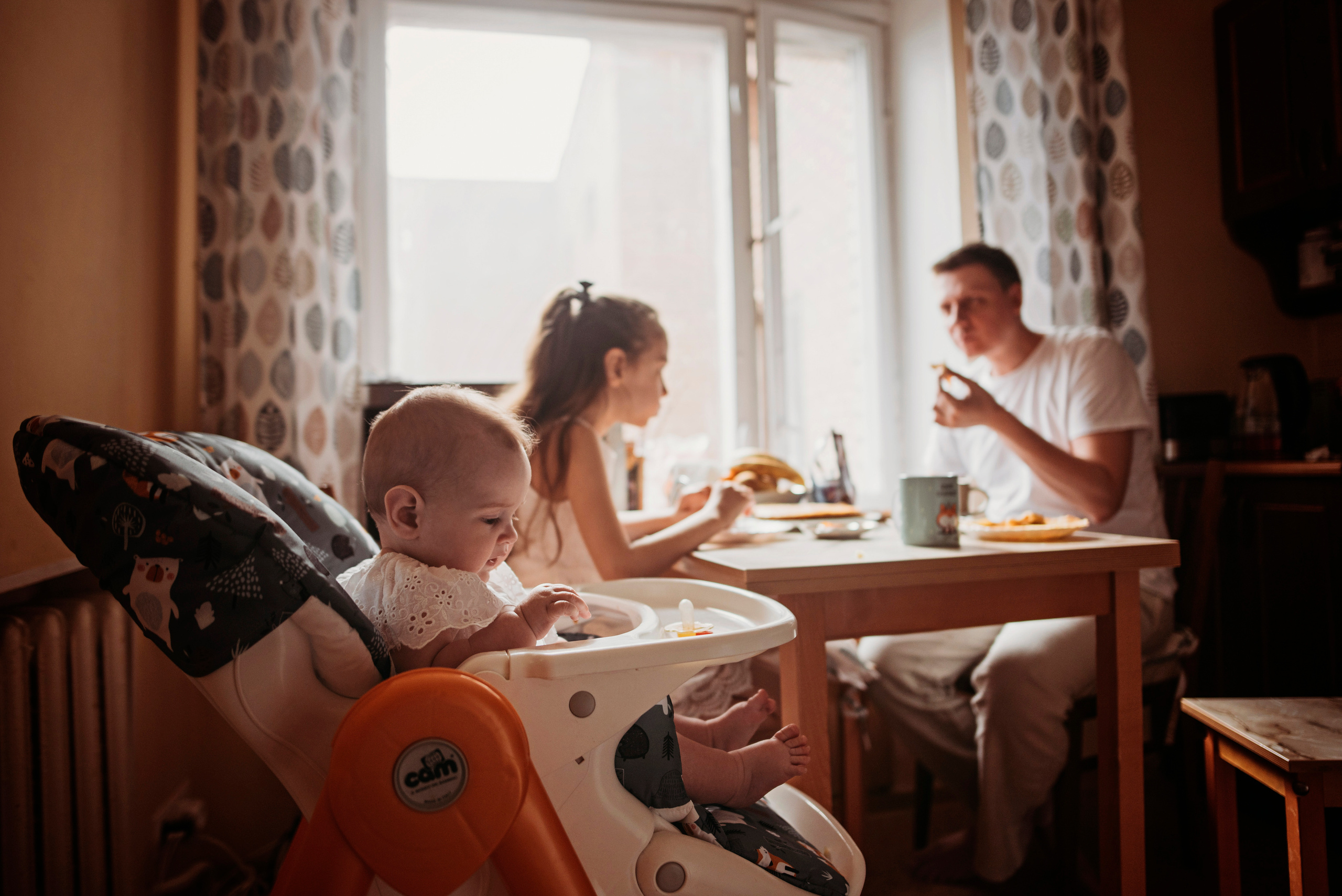 Виктория и Павел с дочками. Детский и семейный фотограф выпускной альбом Приморско-Ахтарск