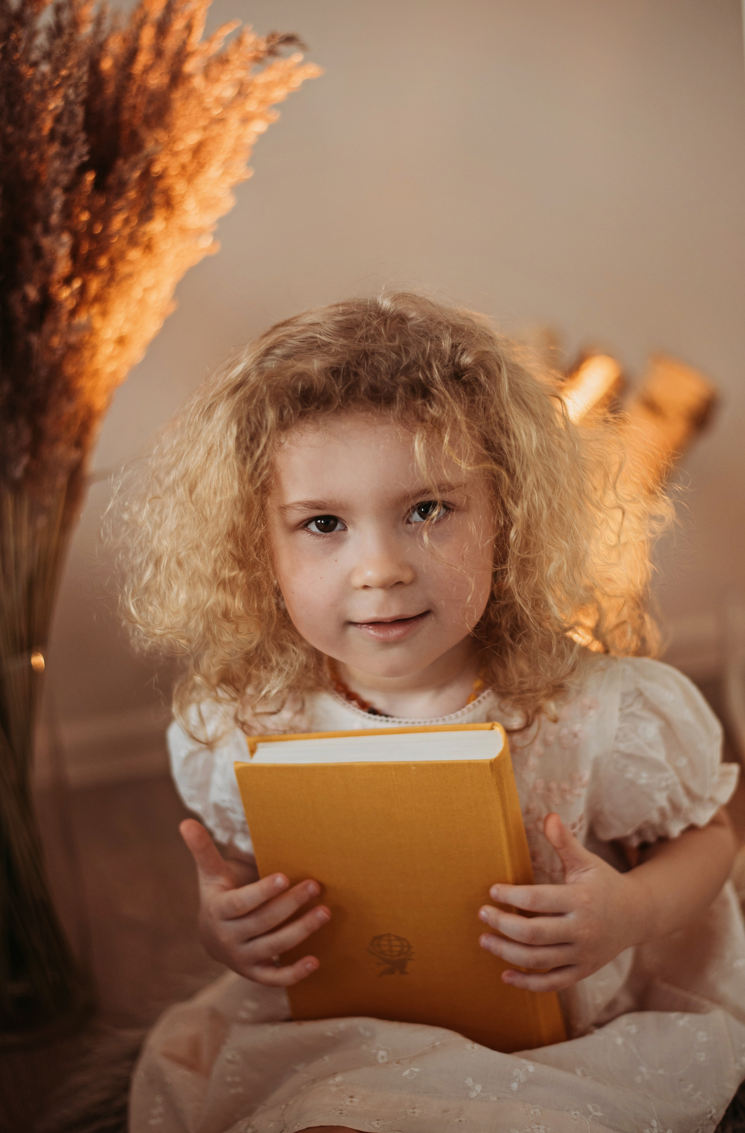 Татьяна и Анатолий с Викусей. Детский и семейный фотограф выпускной альбом Приморско-Ахтарск