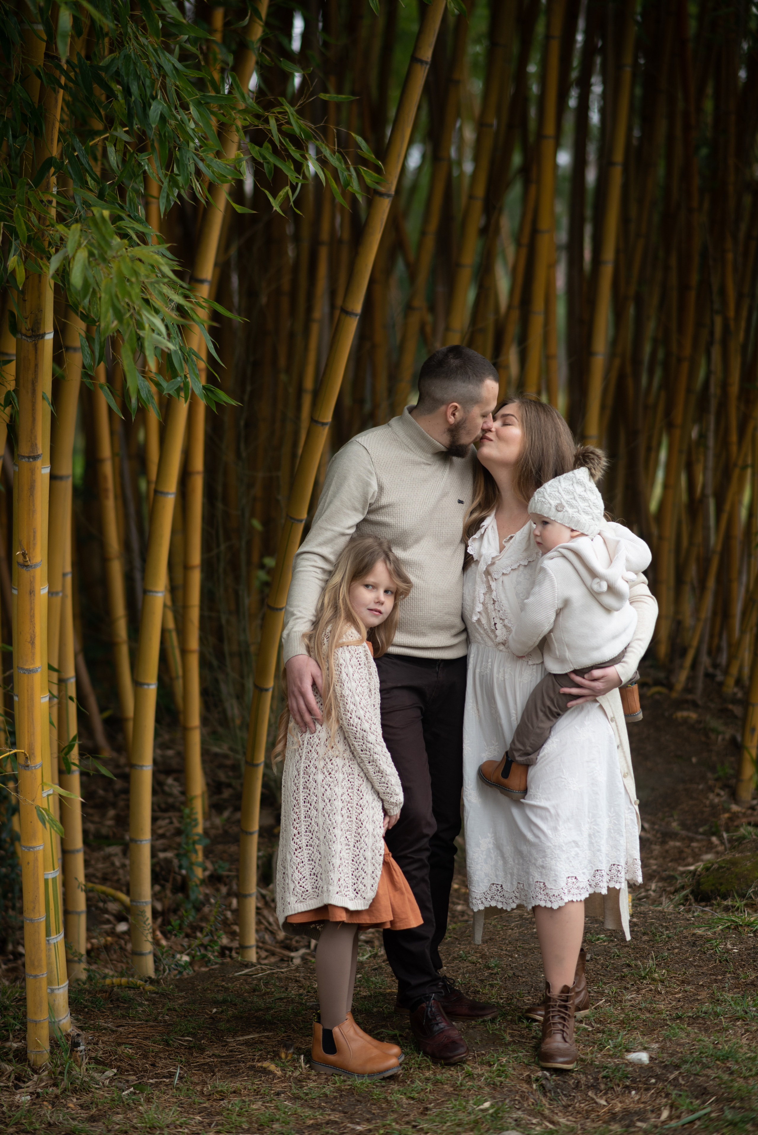 Весна и цветение. Детский и семейный фотограф выпускной альбом Приморско-Ахтарск