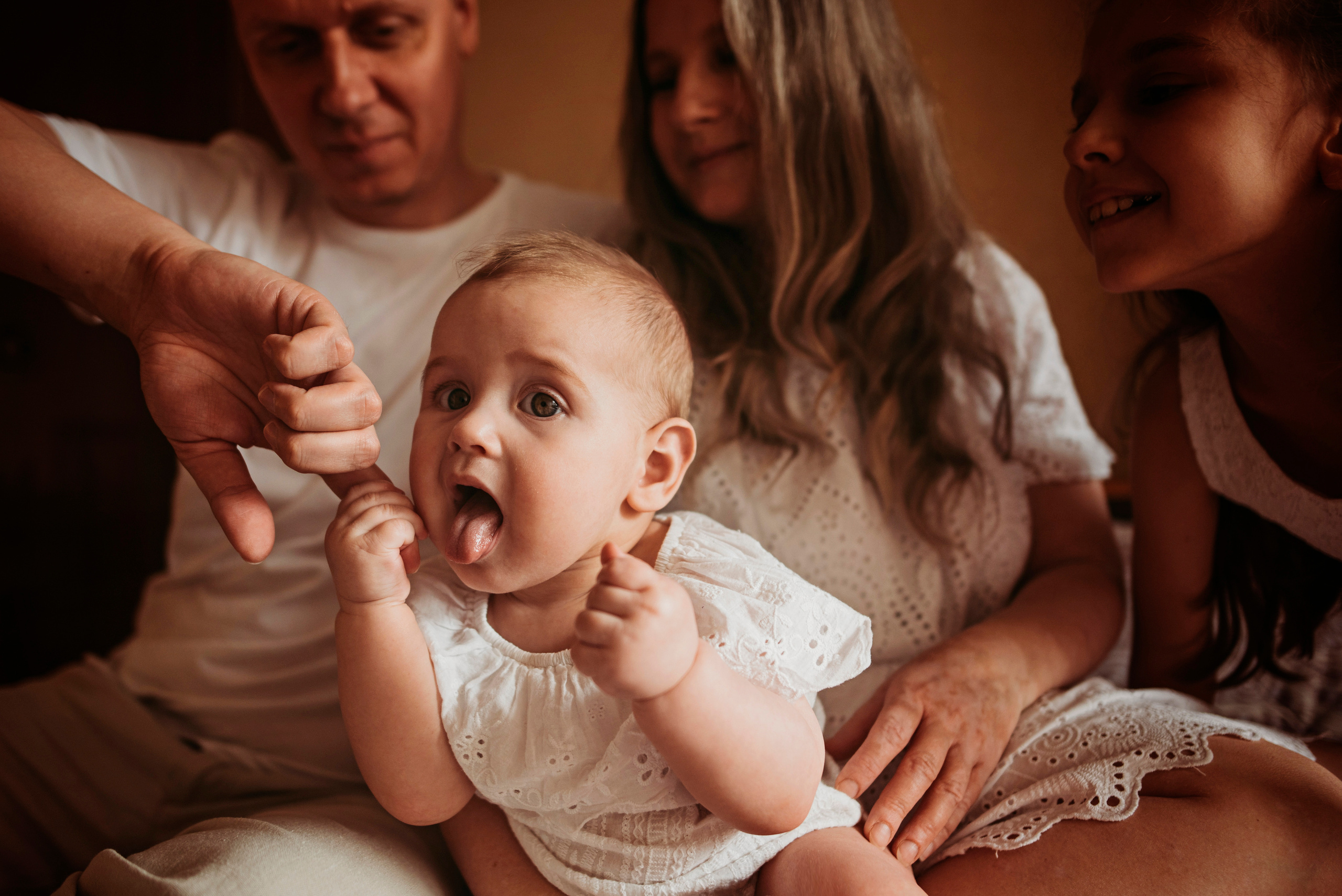 Виктория и Павел с дочками. Детский и семейный фотограф выпускной альбом Приморско-Ахтарск