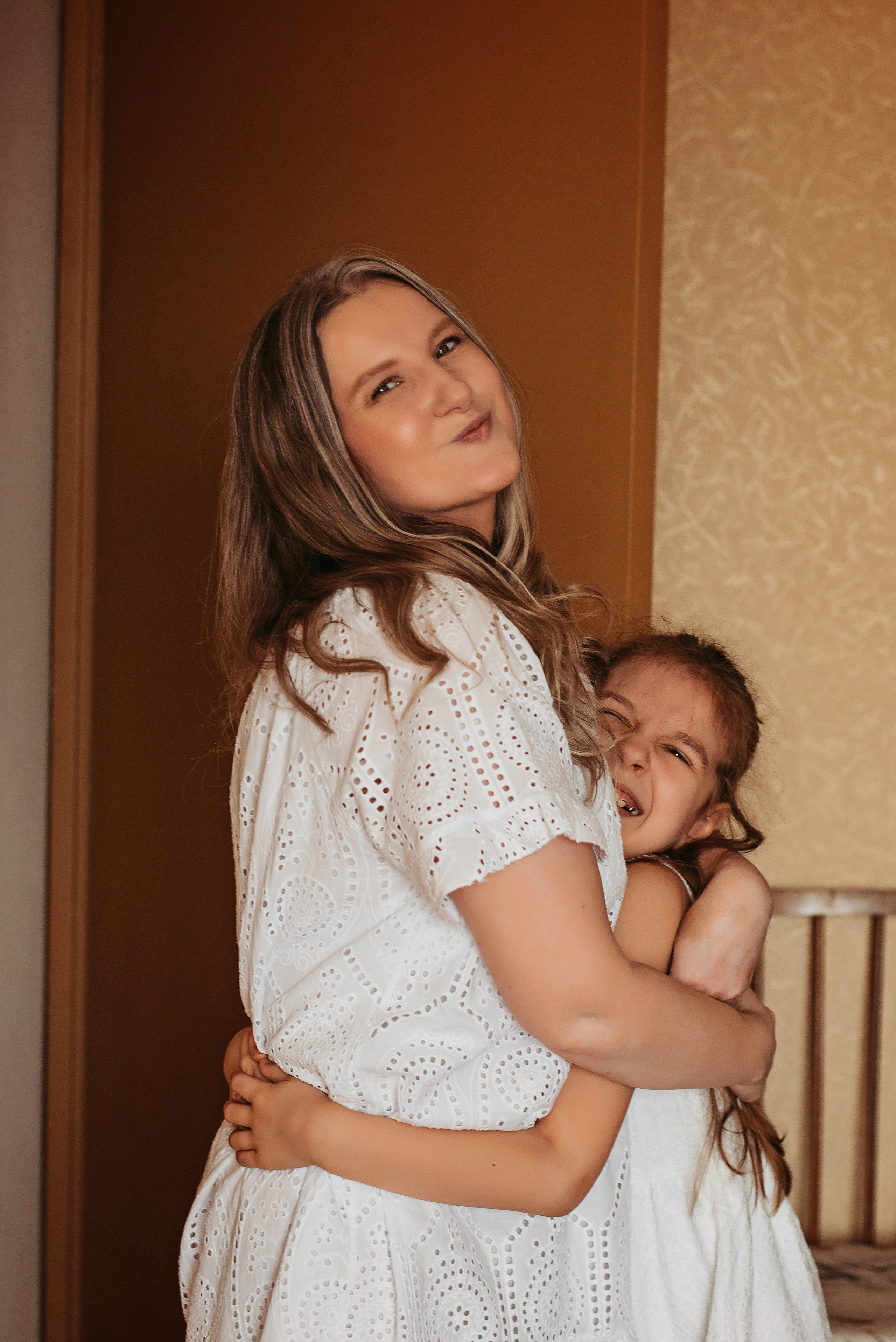 Виктория и Павел с дочками. Детский и семейный фотограф выпускной альбом Приморско-Ахтарск