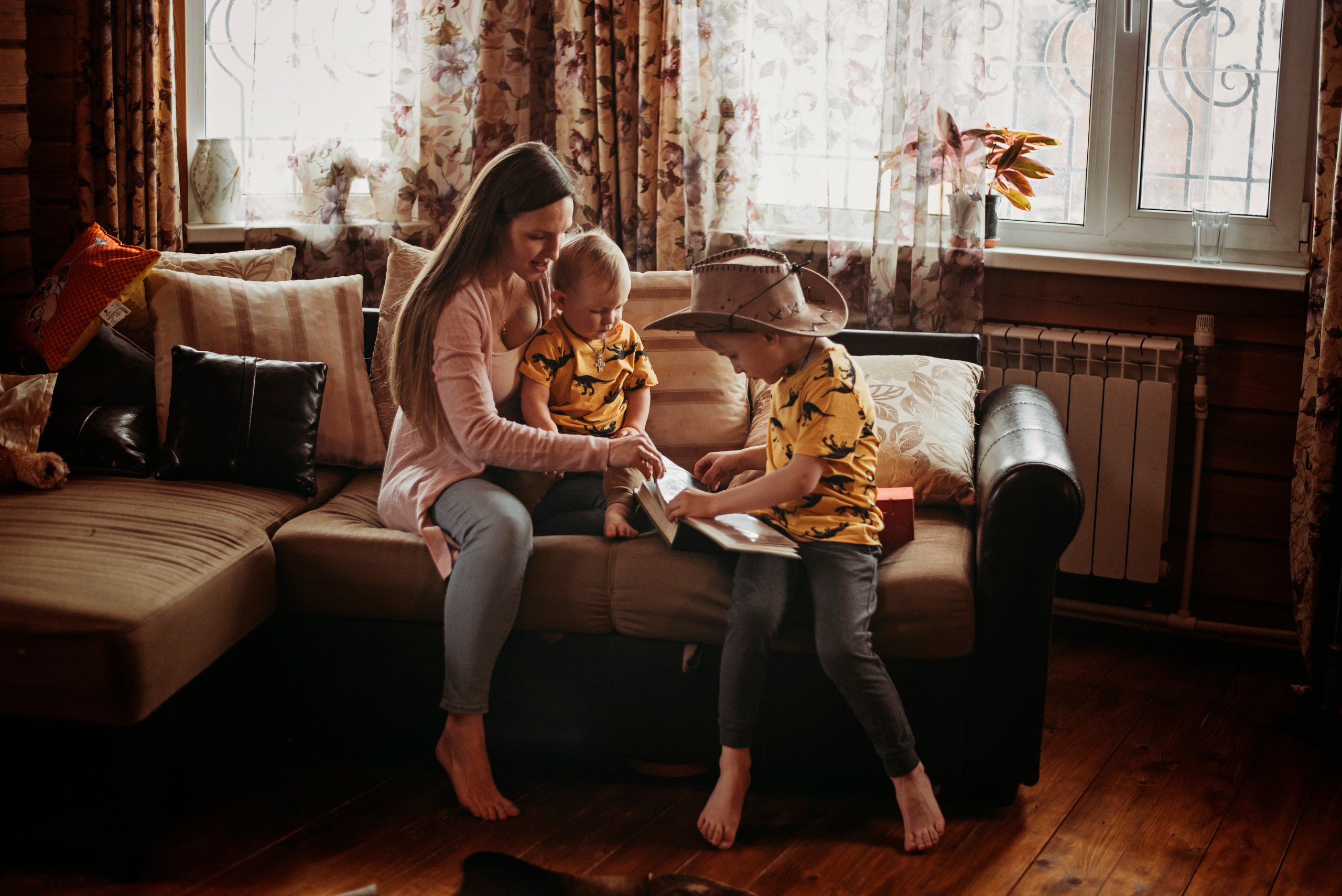 Счастье в большом доме. Детский и семейный фотограф выпускной альбом Приморско-Ахтарск