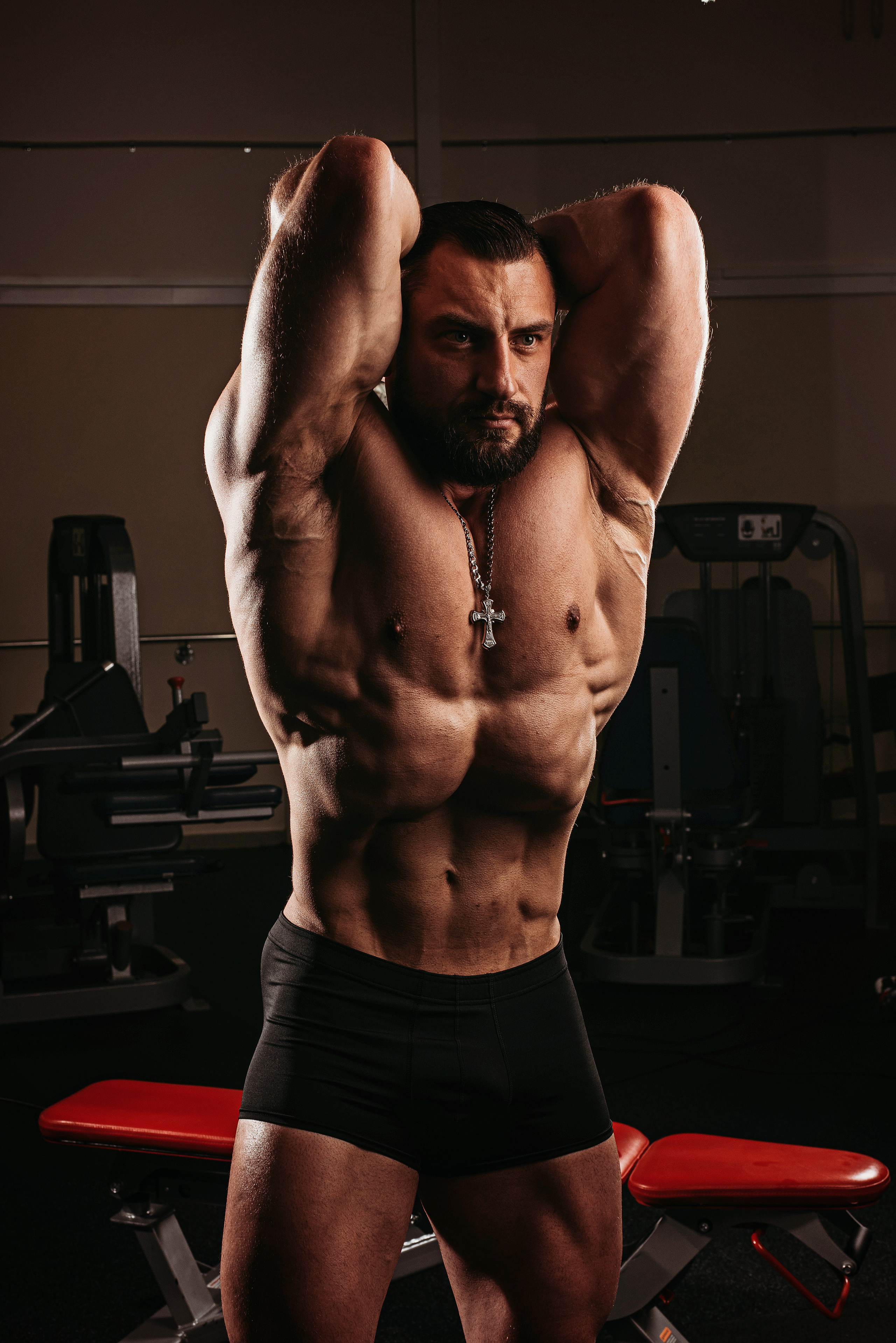 Виталий в спортивном зале. Детский и семейный фотограф выпускной альбом Приморско-Ахтарск