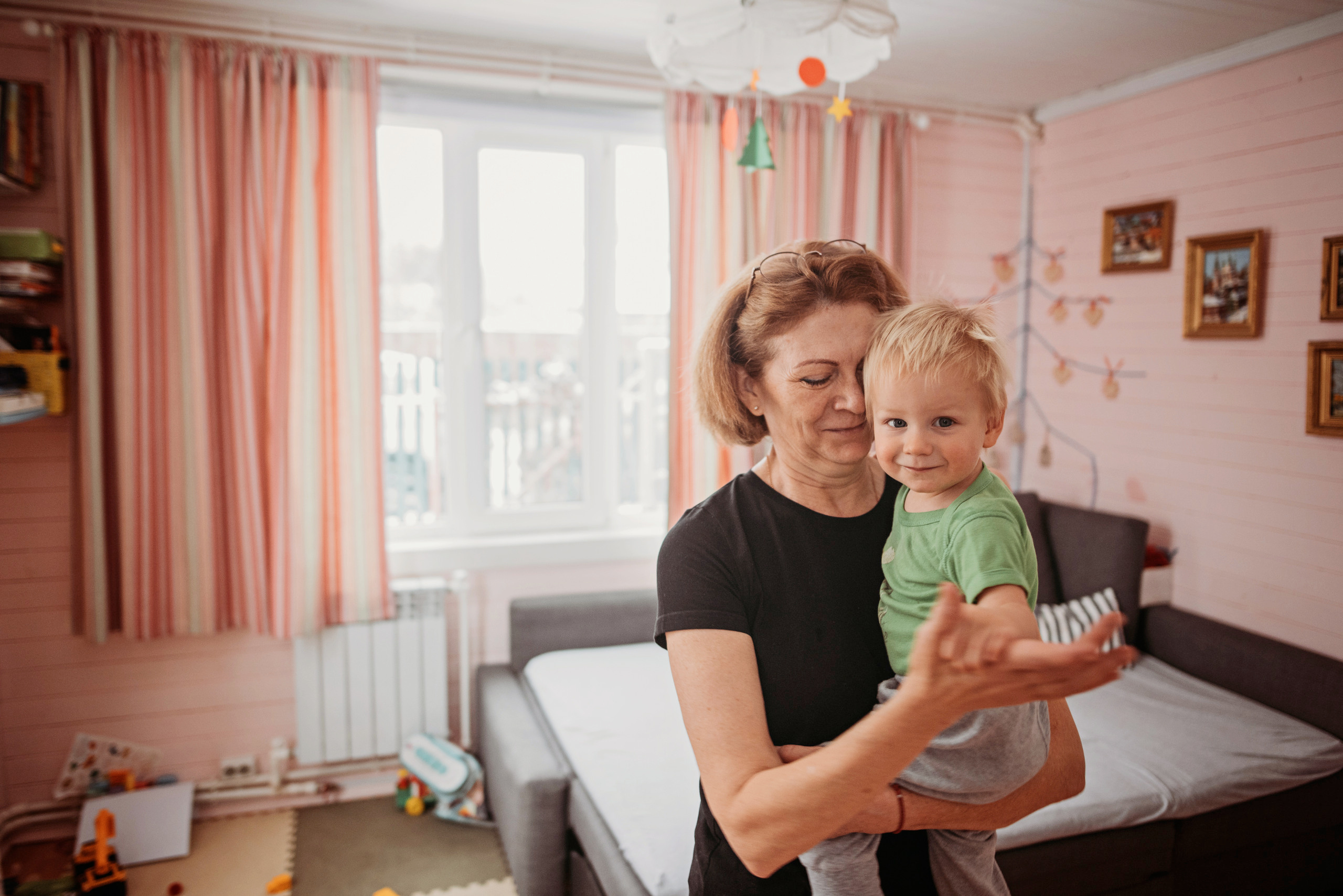 Большая и дружная семья). Детский и семейный фотограф выпускной альбом Приморско-Ахтарск