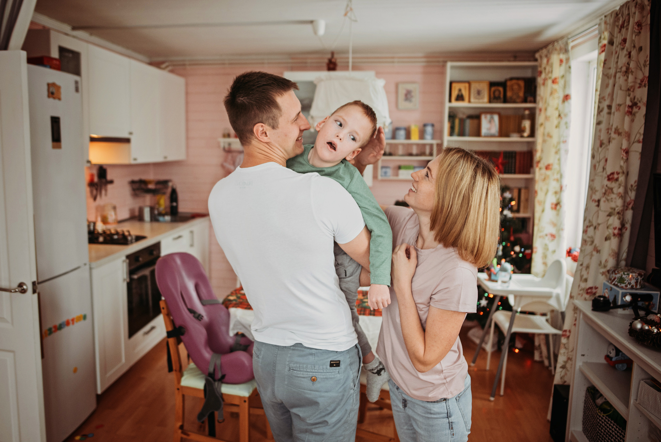 Большая и дружная семья). Детский и семейный фотограф выпускной альбом Приморско-Ахтарск