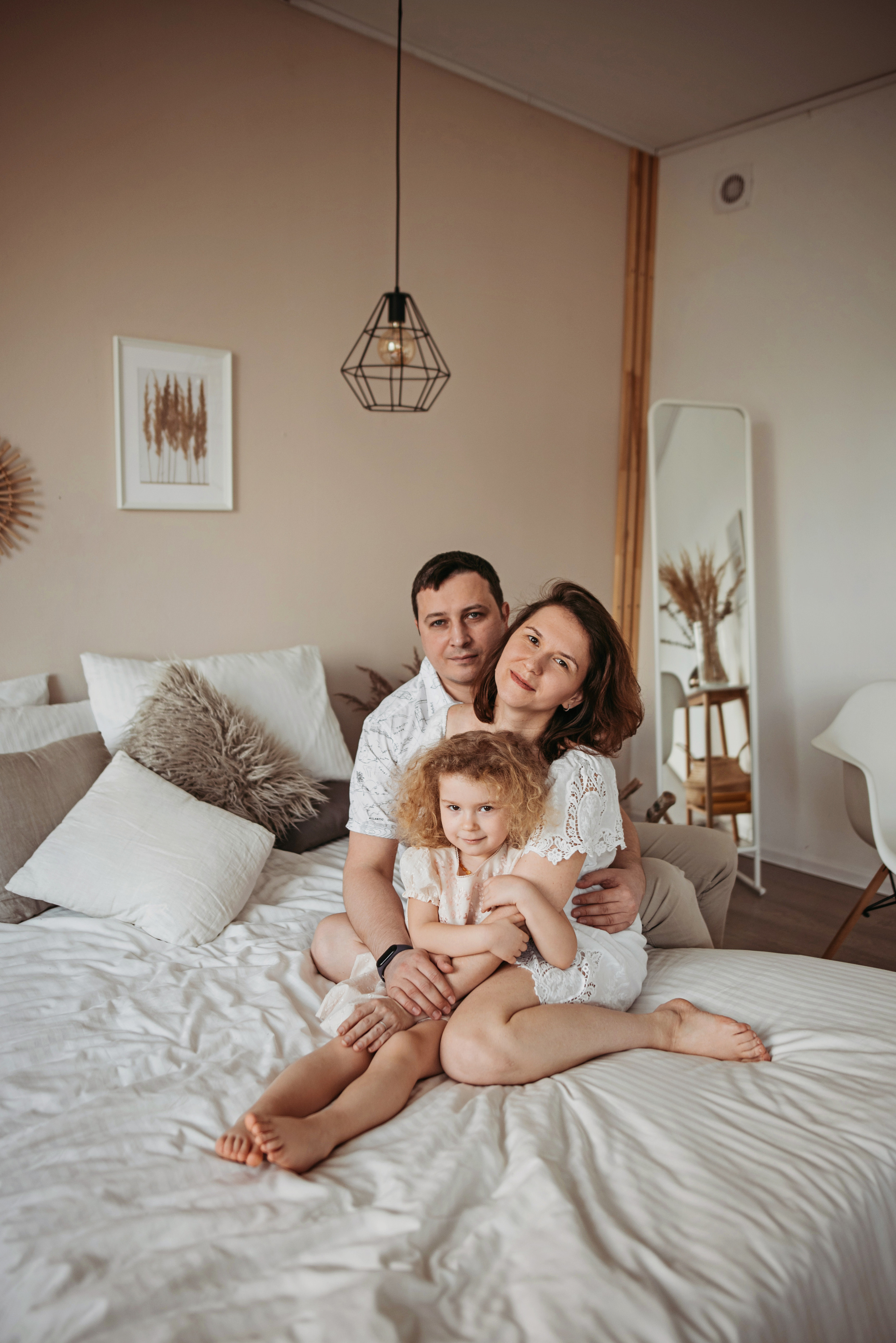 Татьяна и Анатолий с Викусей. Детский и семейный фотограф выпускной альбом Приморско-Ахтарск