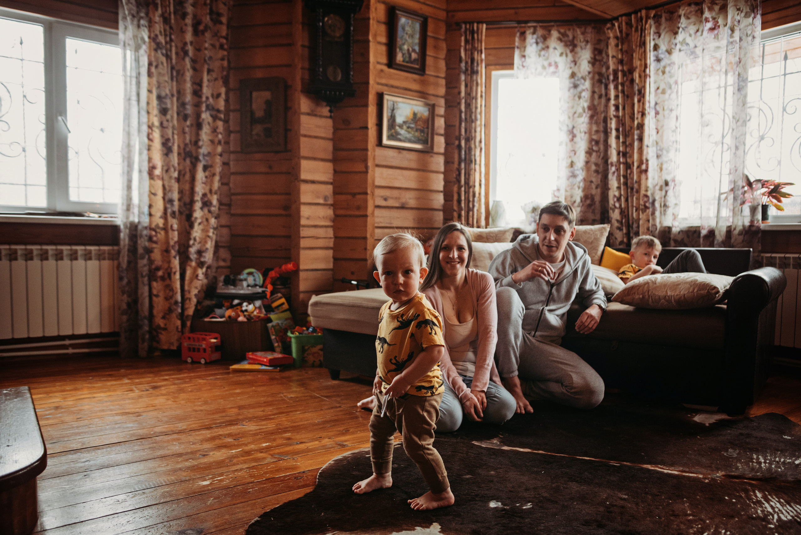 Счастье в большом доме. Детский и семейный фотограф выпускной альбом Приморско-Ахтарск