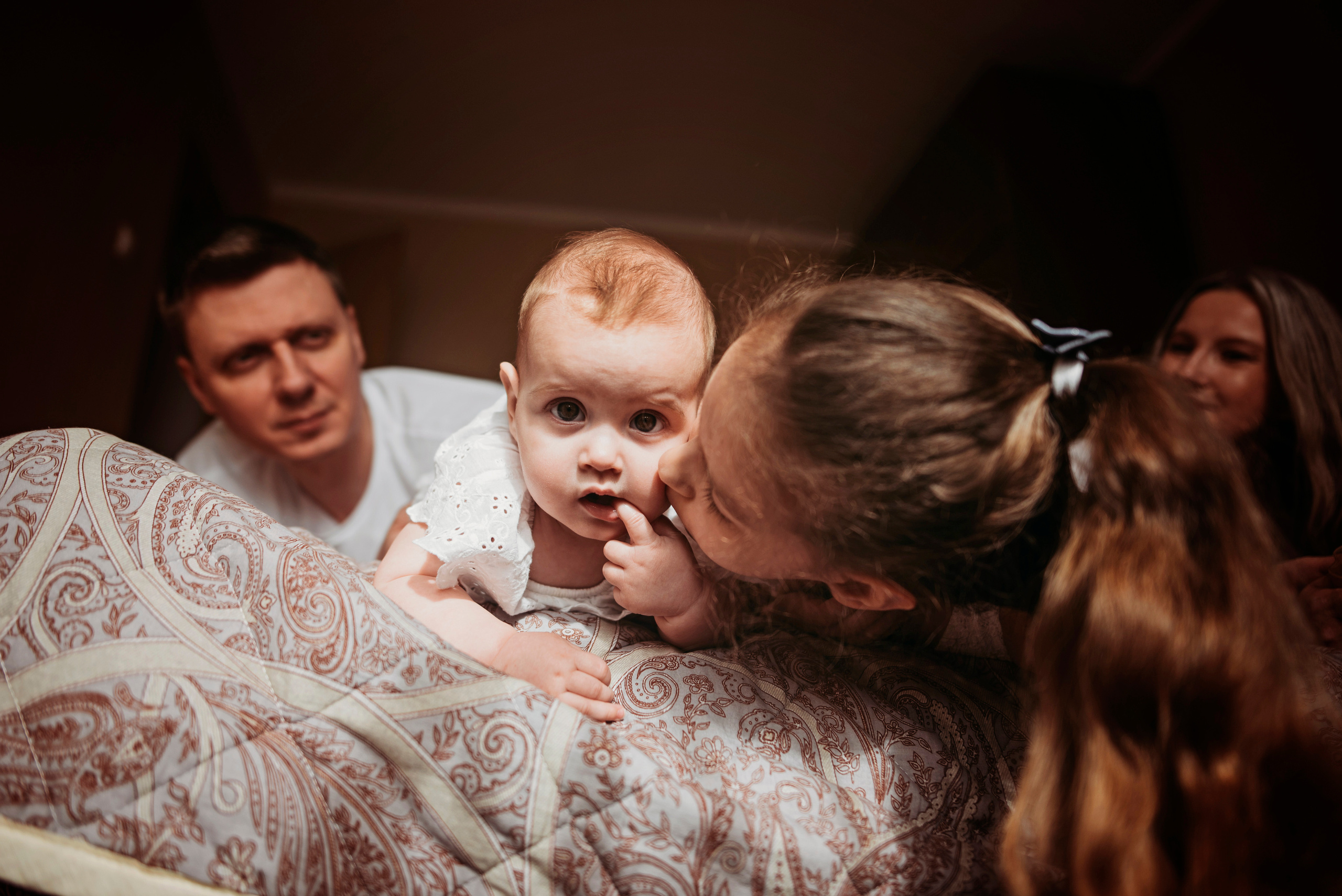 Виктория и Павел с дочками. Детский и семейный фотограф выпускной альбом Приморско-Ахтарск