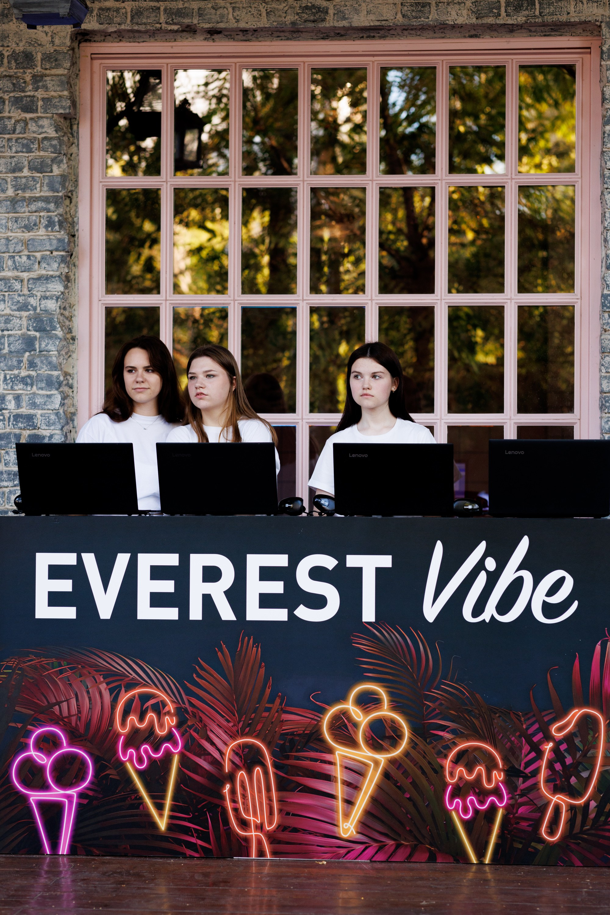 EVEREST VIBE good vibes only 16.08.2023. EVEREST PHOTO REPORT