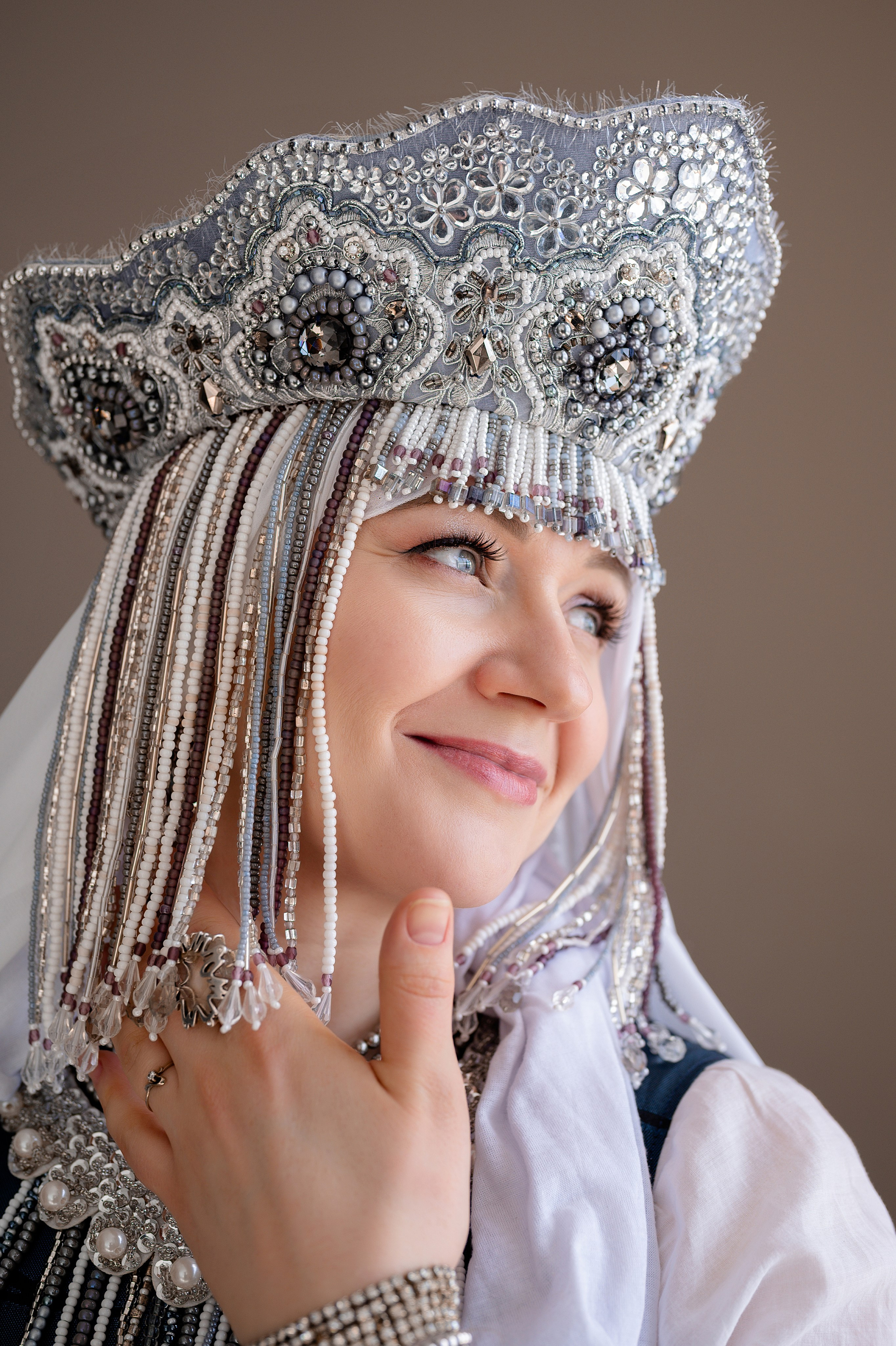 Фотосессия в русском национальном наряде. Фотограф Юлия Кондратьева