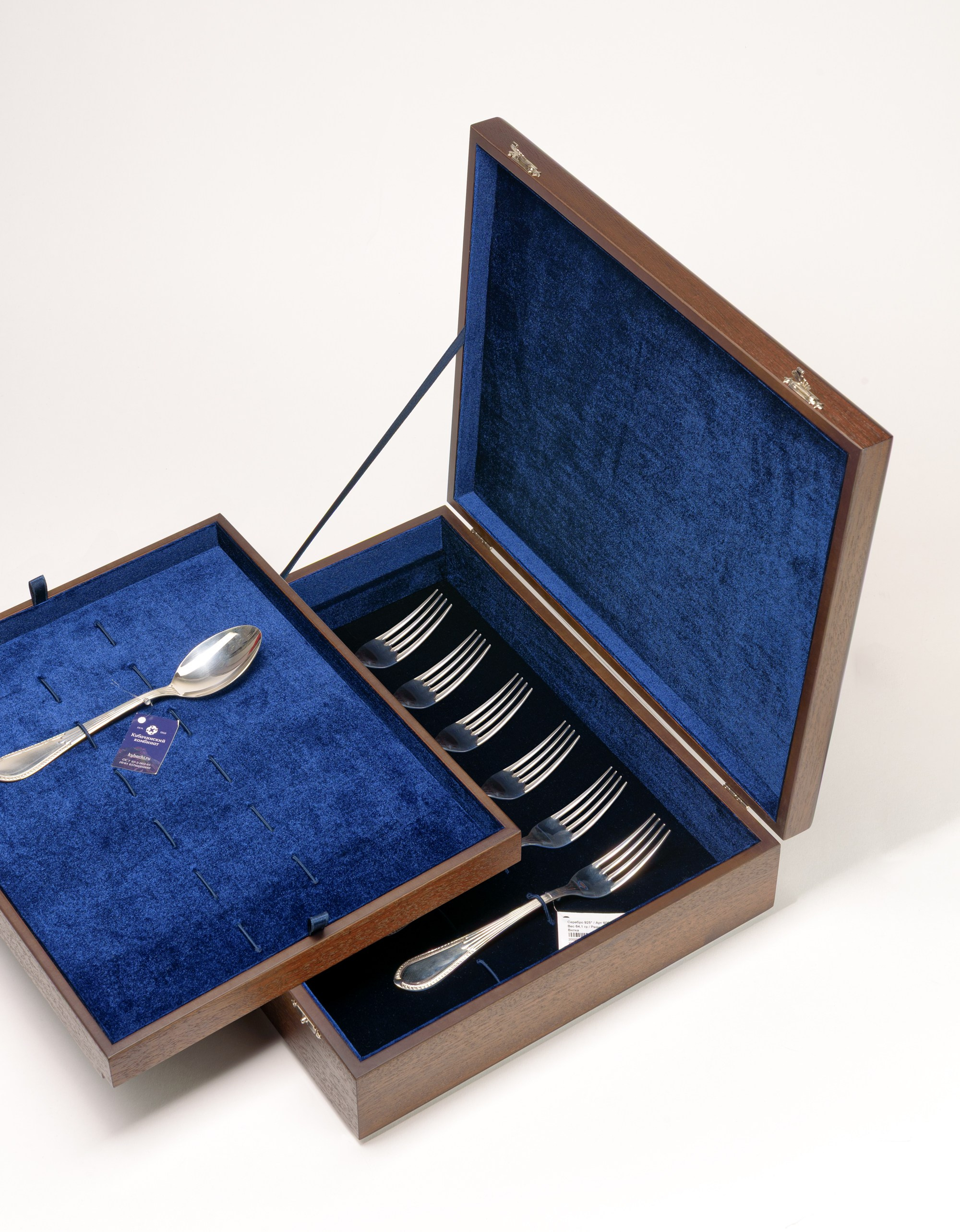 Кубачи столовое серебро. Fotolux