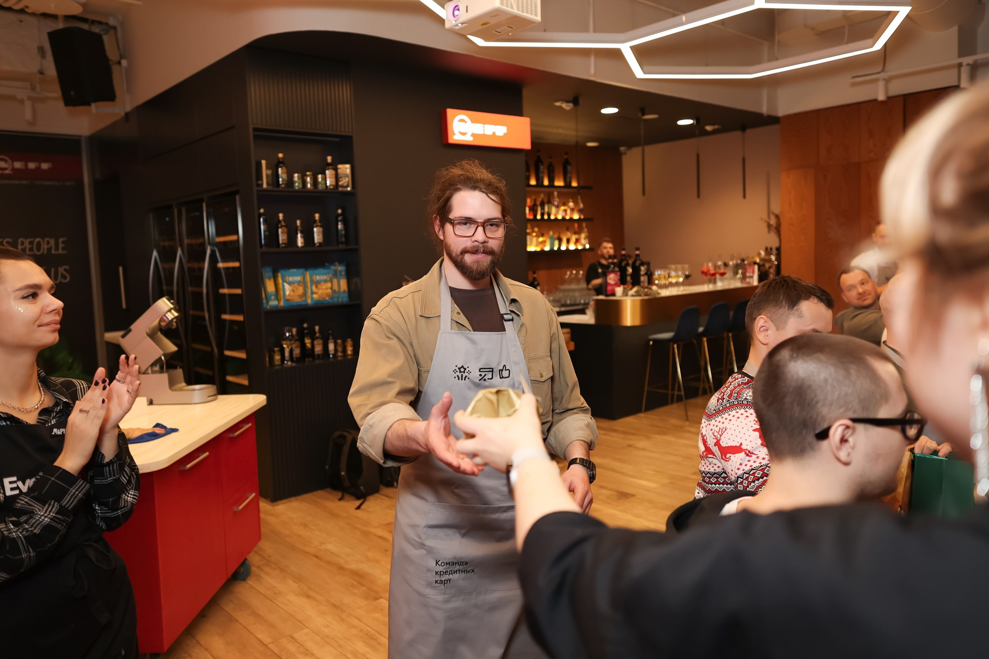 Кулинарный мастер-класс. Репортажный фотограф видеограф в Москве Ольга Плаксина
