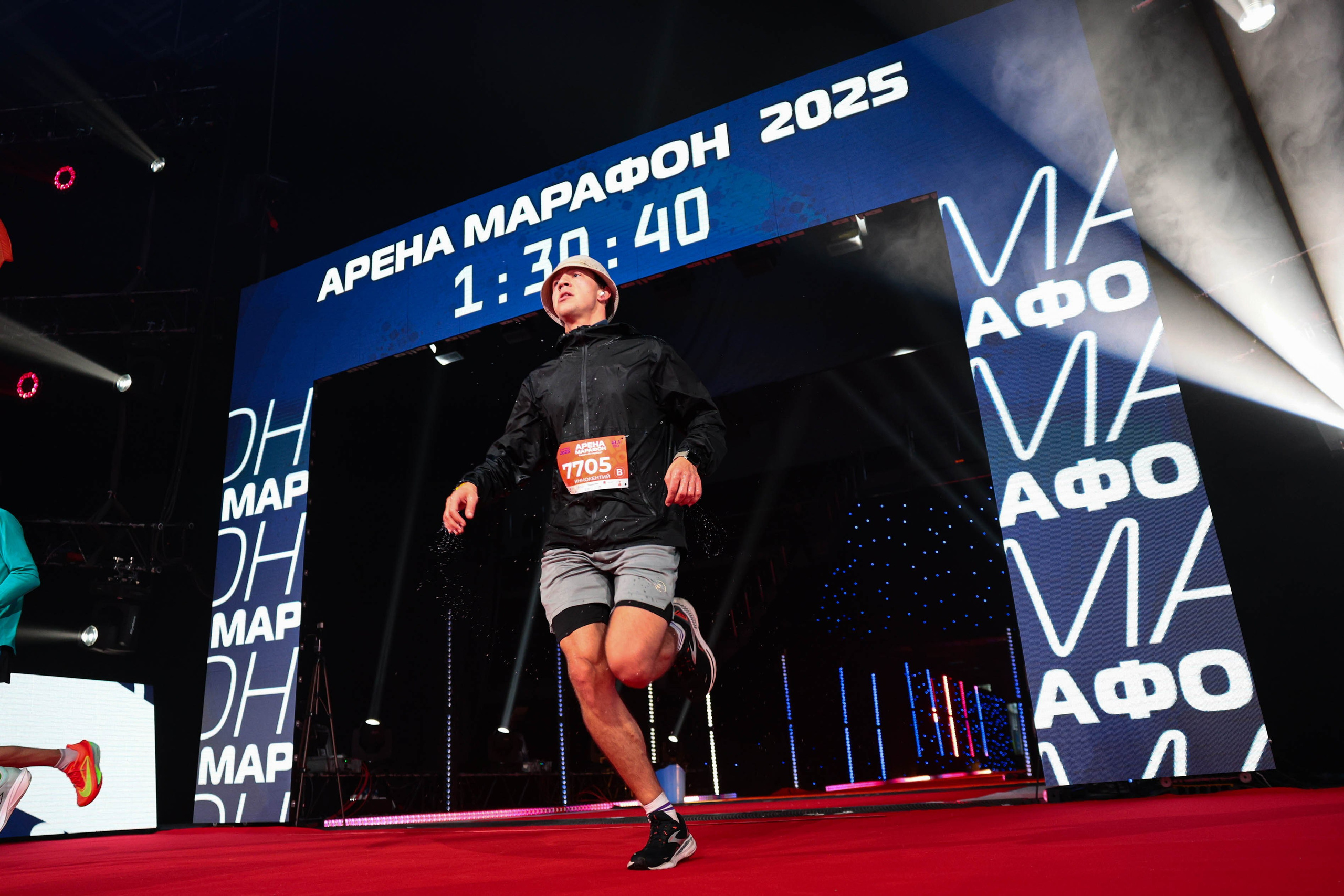 Арена марафон 2025. Спортивный фотограф в Санкт-Петербурге Илья Vacool