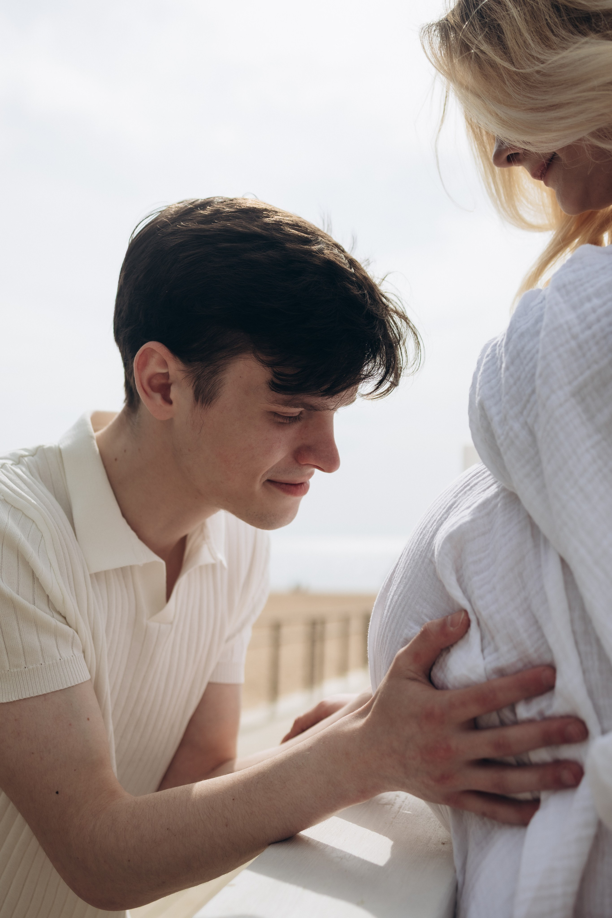 Беременная фотосессия на заливе. Фотограф Артем Бросов в Санкт-Петербурге и Дубае