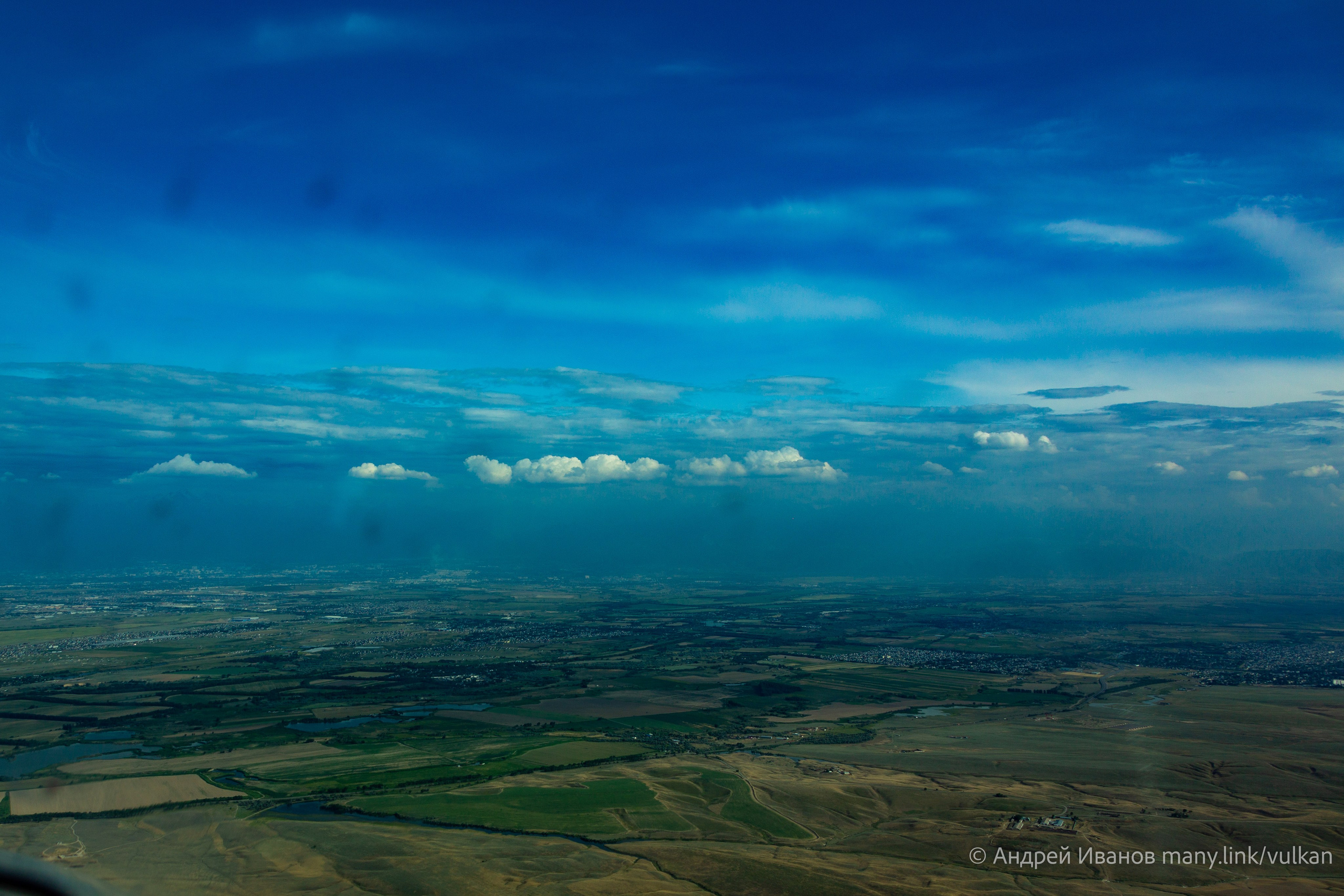 Полёт на Иссык-Куль — конференция Кругосветчиков (2025г). Фотоальбом показывающий увлекательный мир авиации и мир медведей Андрея Иванова
