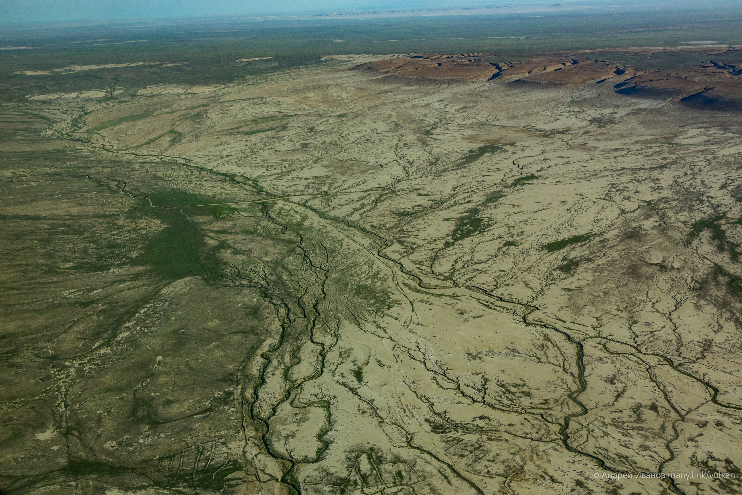 Перелёт на Байконур в 2026 г на самолётах АОН. Фотоальбом показывающий увлекательный мир авиации и мир медведей Андрея Иванова