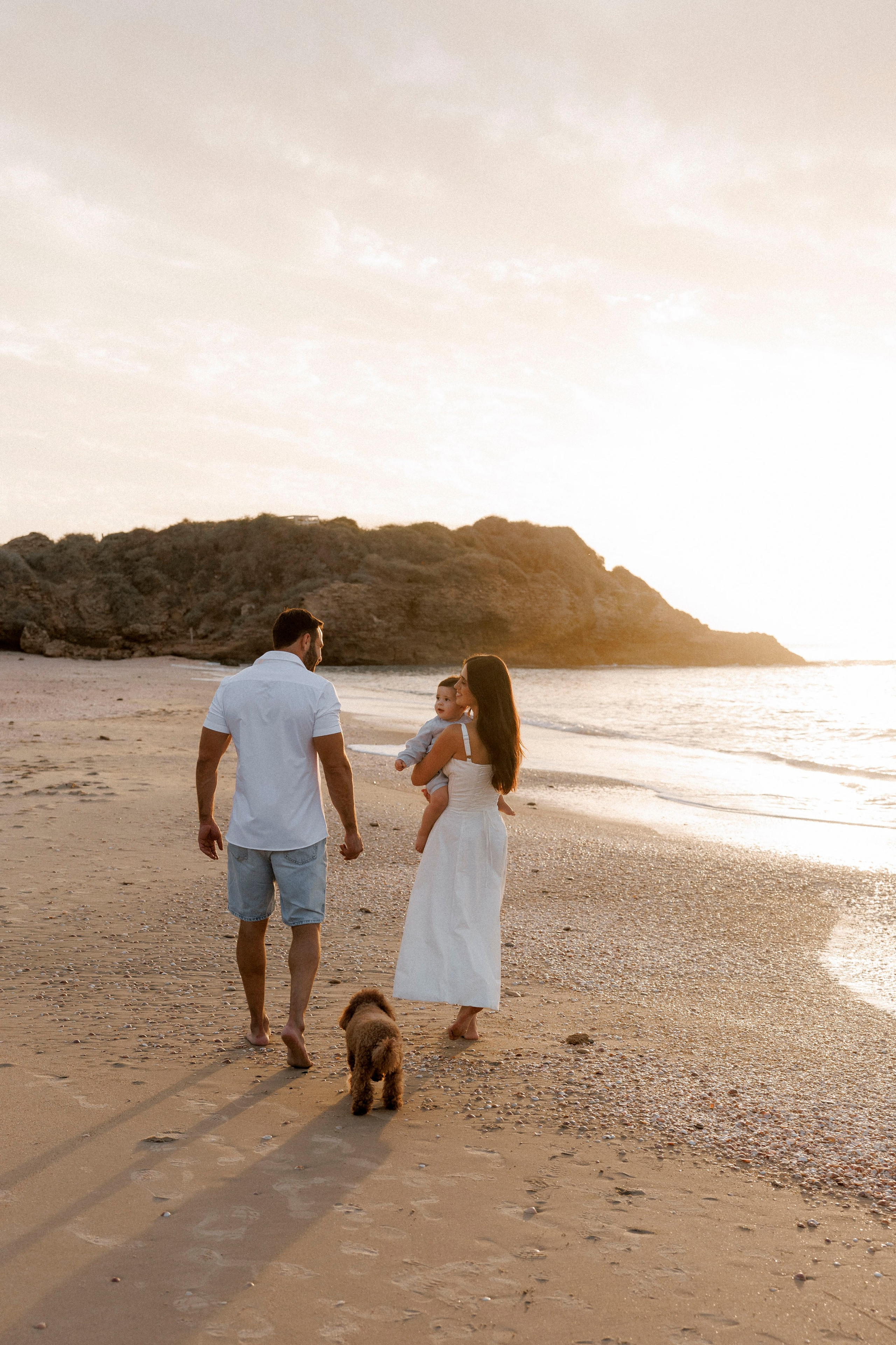 First year family photos near the sea. Главная
