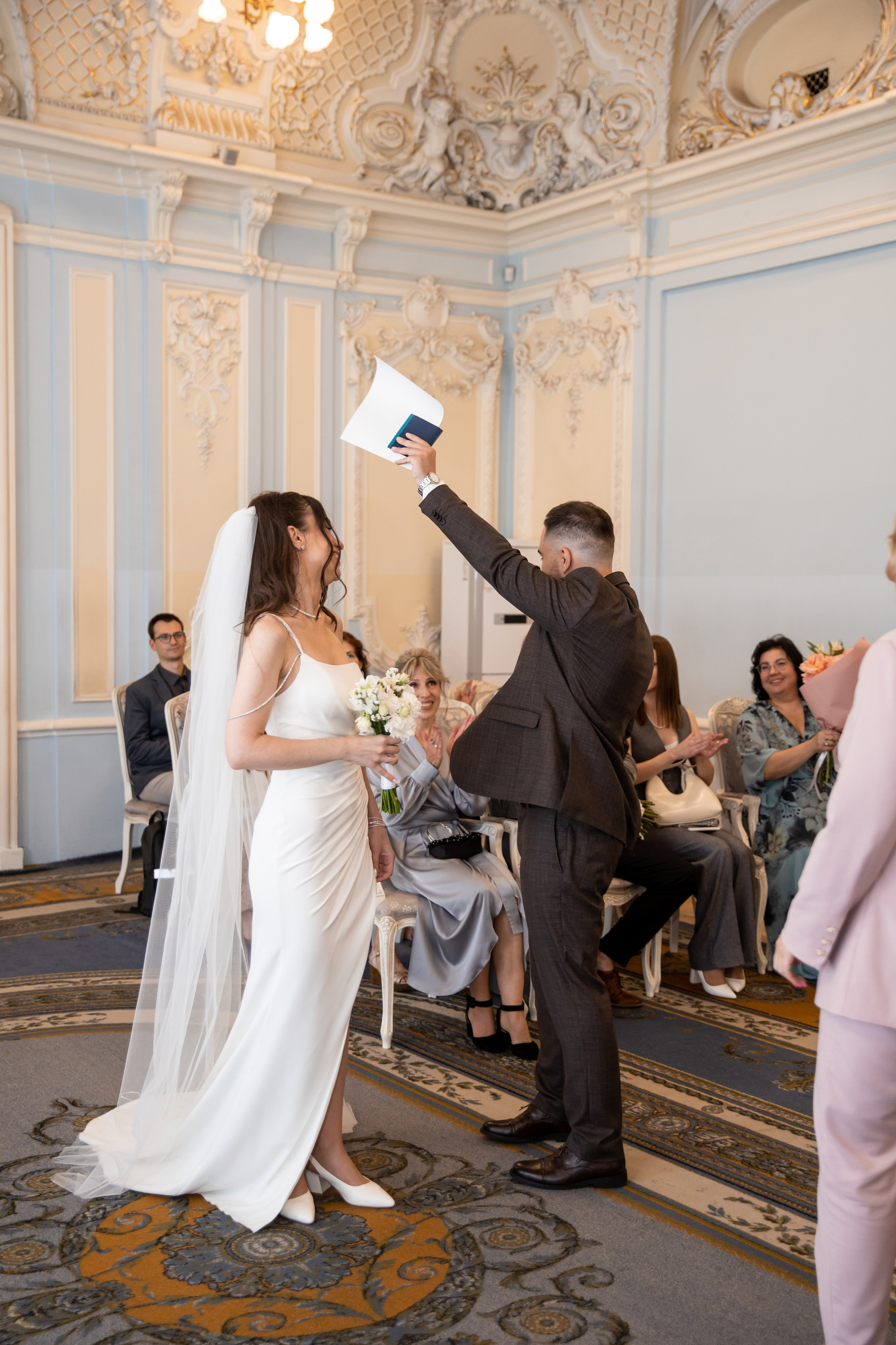 Анна и Александр / Прогулка + ЗАГС. Свадебный и семейный фотограф в Москве Диана Левченко