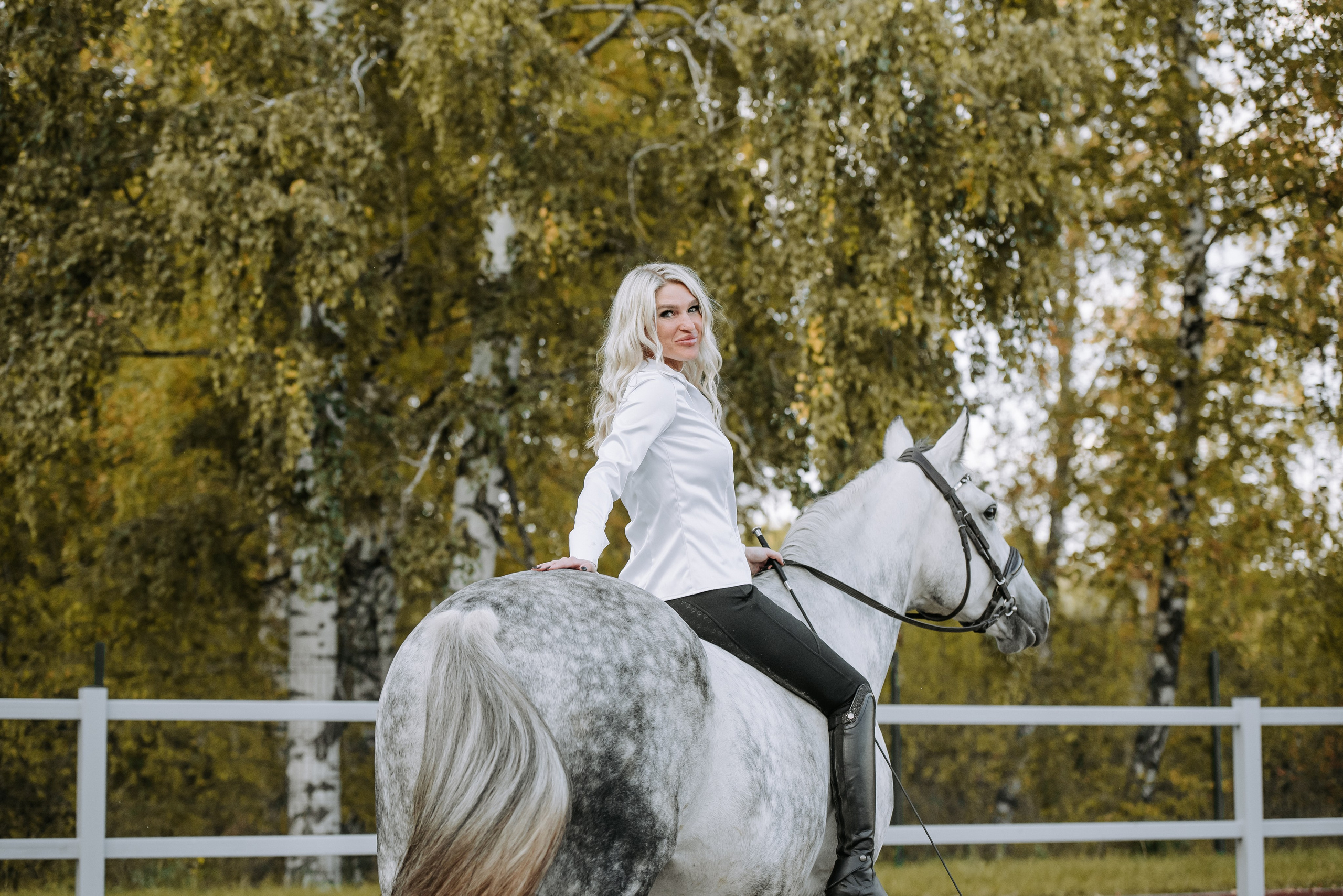 Фотосессия с лошадью Красноярск. Фотограф Диана Оленина Красноярск / Братск