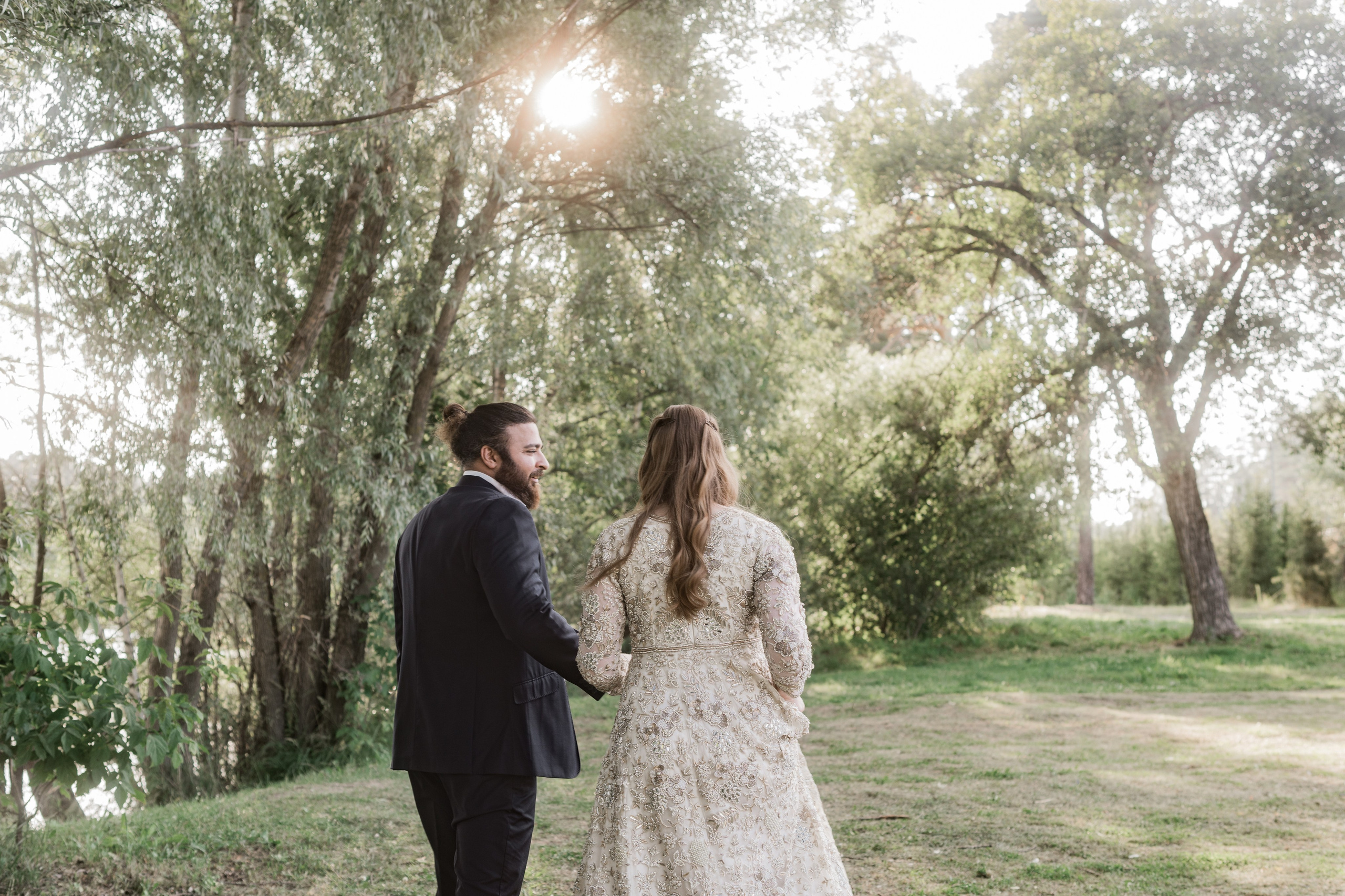 Свадьба Умар и Мила. Прогулка. Свадебный и индивидуальный фотограф Аля Мамакова